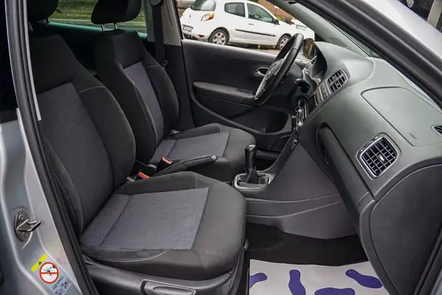 Volkswagen Polo view 10