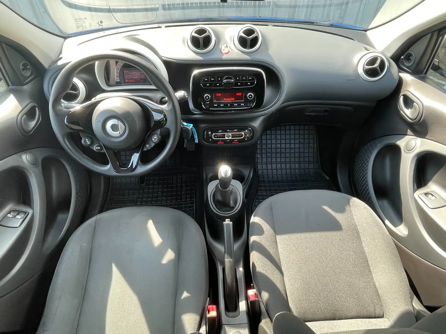 smart forFour Smart forfour * Benziner * 1. Besitz * Blau - 2