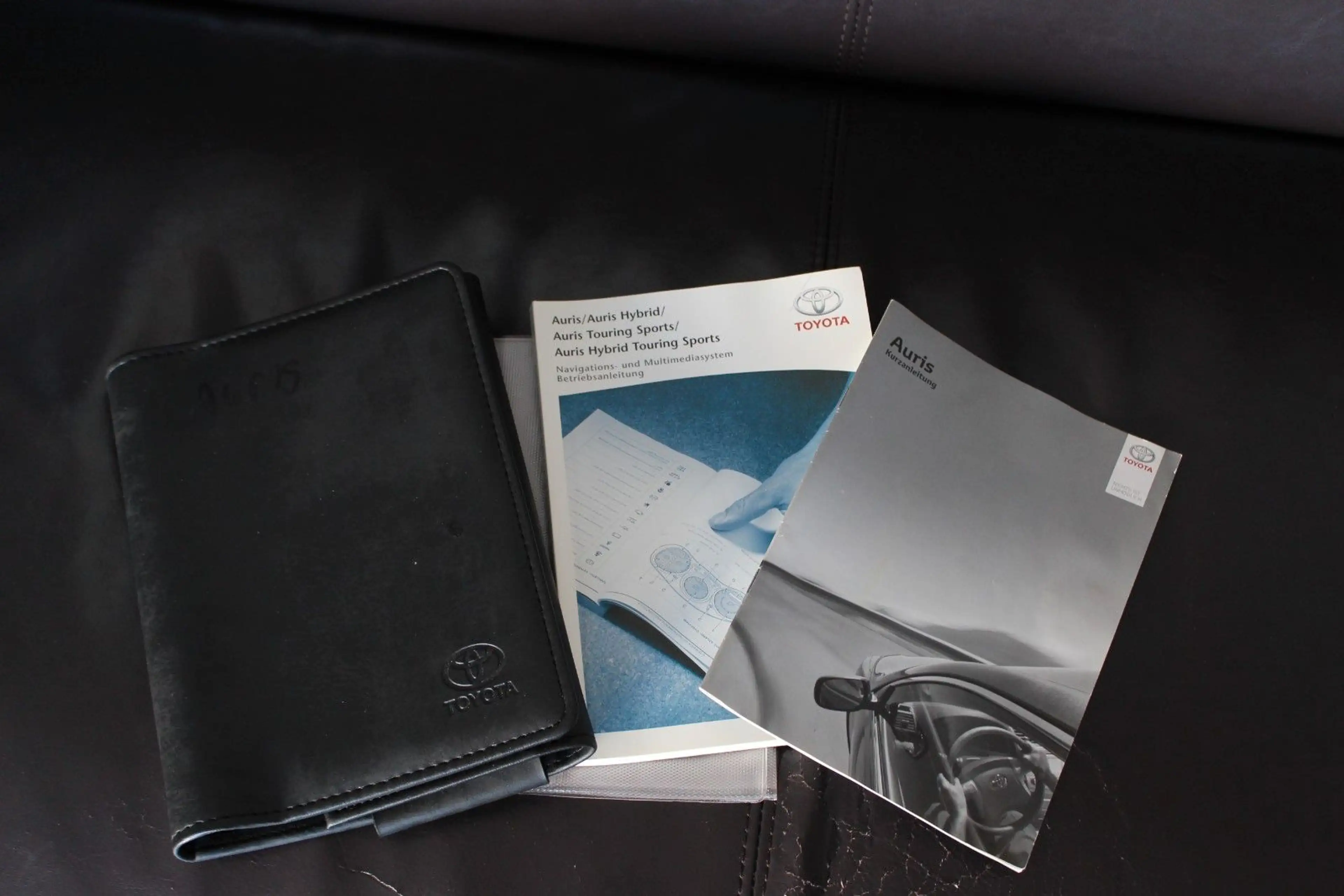 Toyota Auris 1.6i Edition+Navi+Kamera+Standhzg+Klimaaut — photo 10