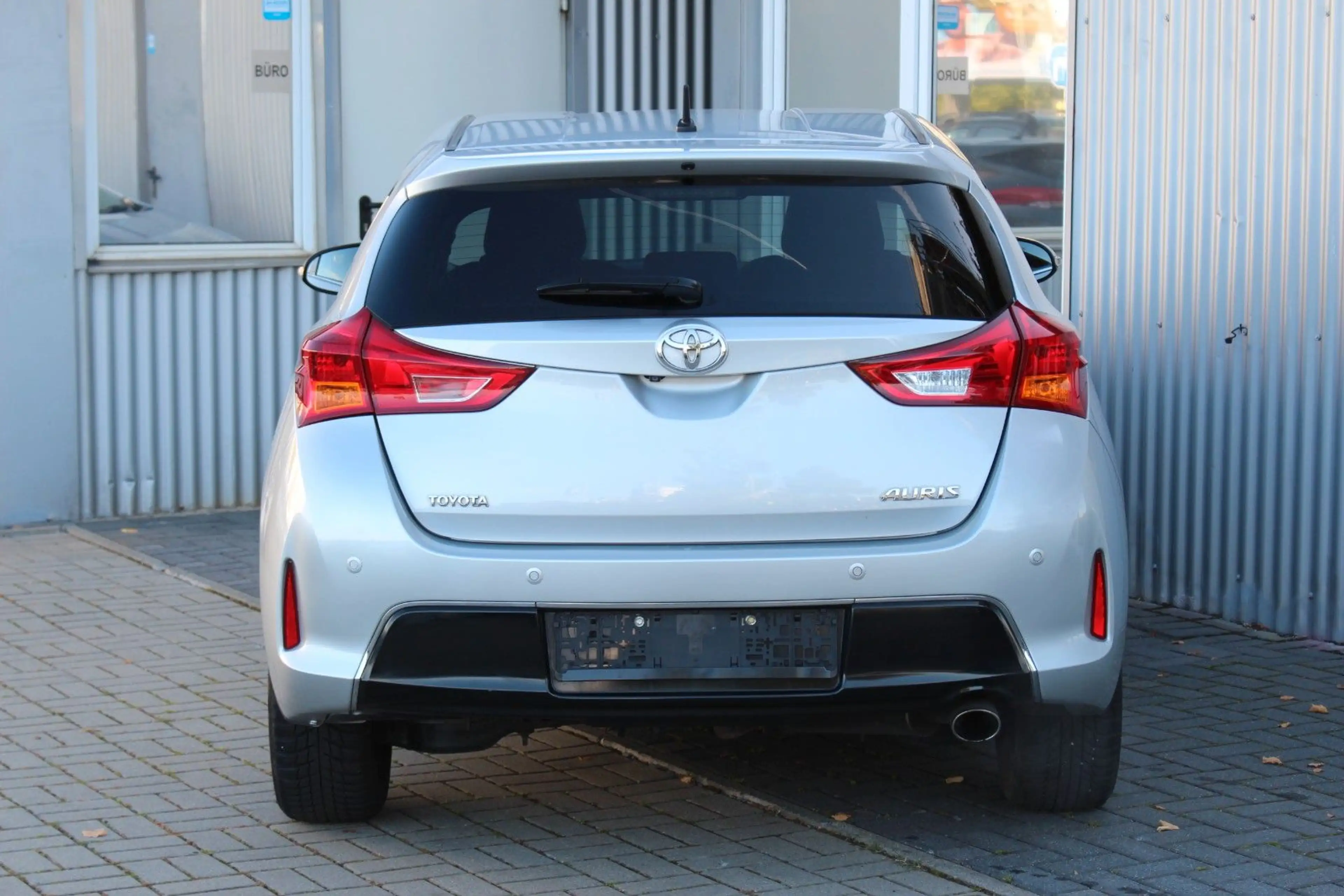 Toyota Auris 1.6i Edition+Navi+Kamera+Standhzg+Klimaaut — photo 8