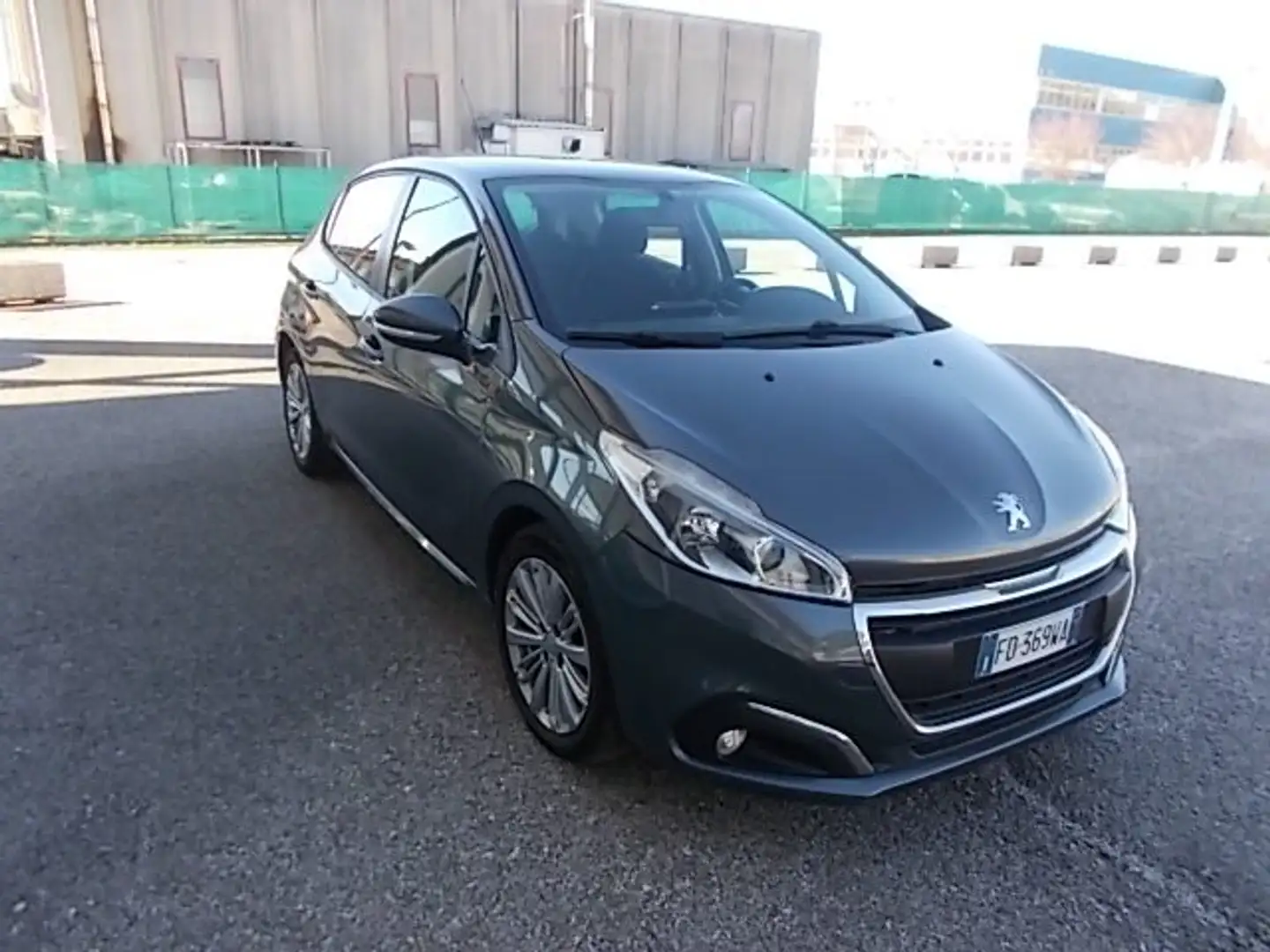 Peugeot 208 208 5p 1.6 bluehdi Allure 75cv OK NEOPATENTATI Nero - 2