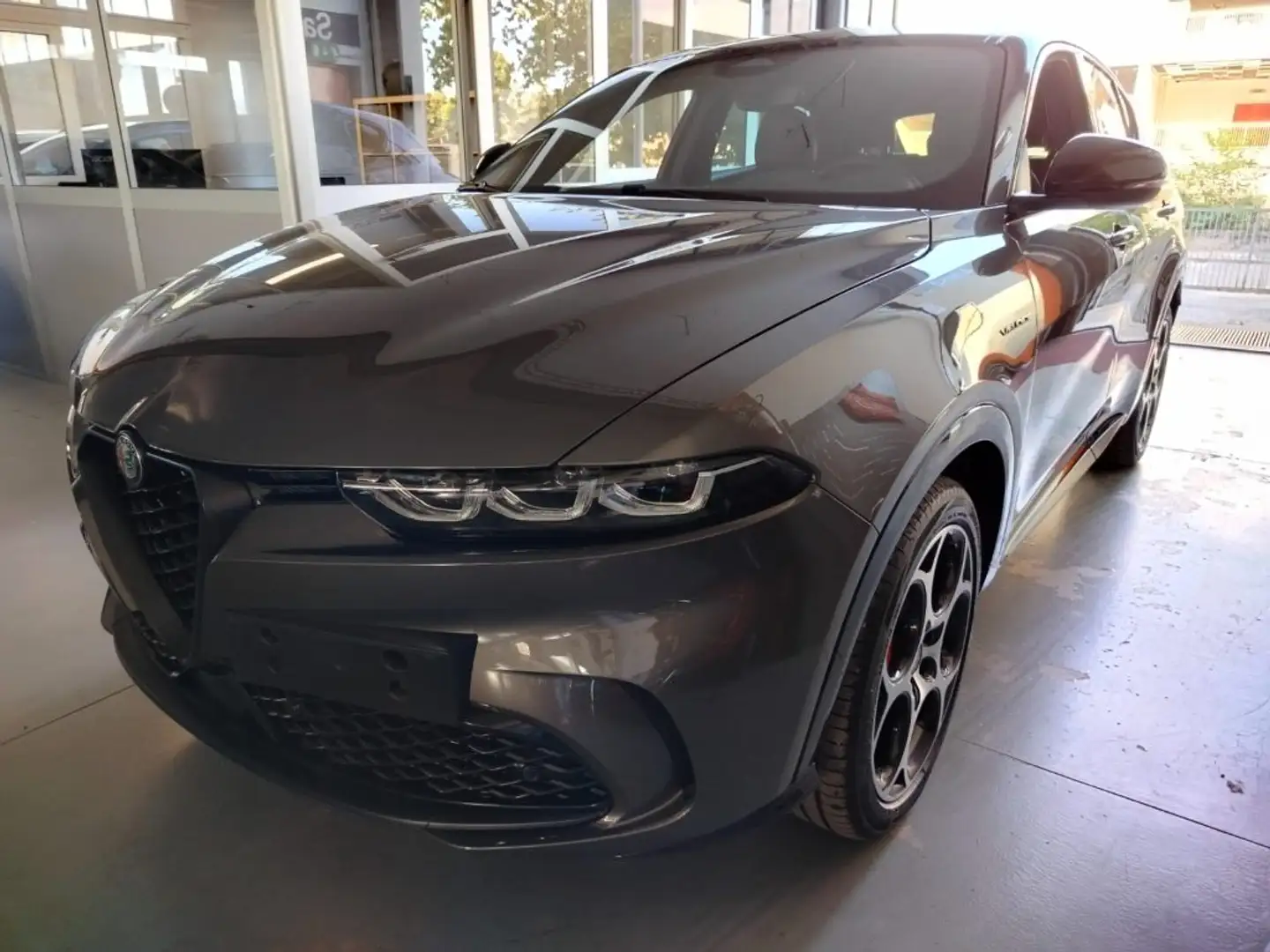 Alfa Romeo Tonale 1.3 280CV PHEV AT6 Q4 Veloce km0 PROMO Grigio - 1