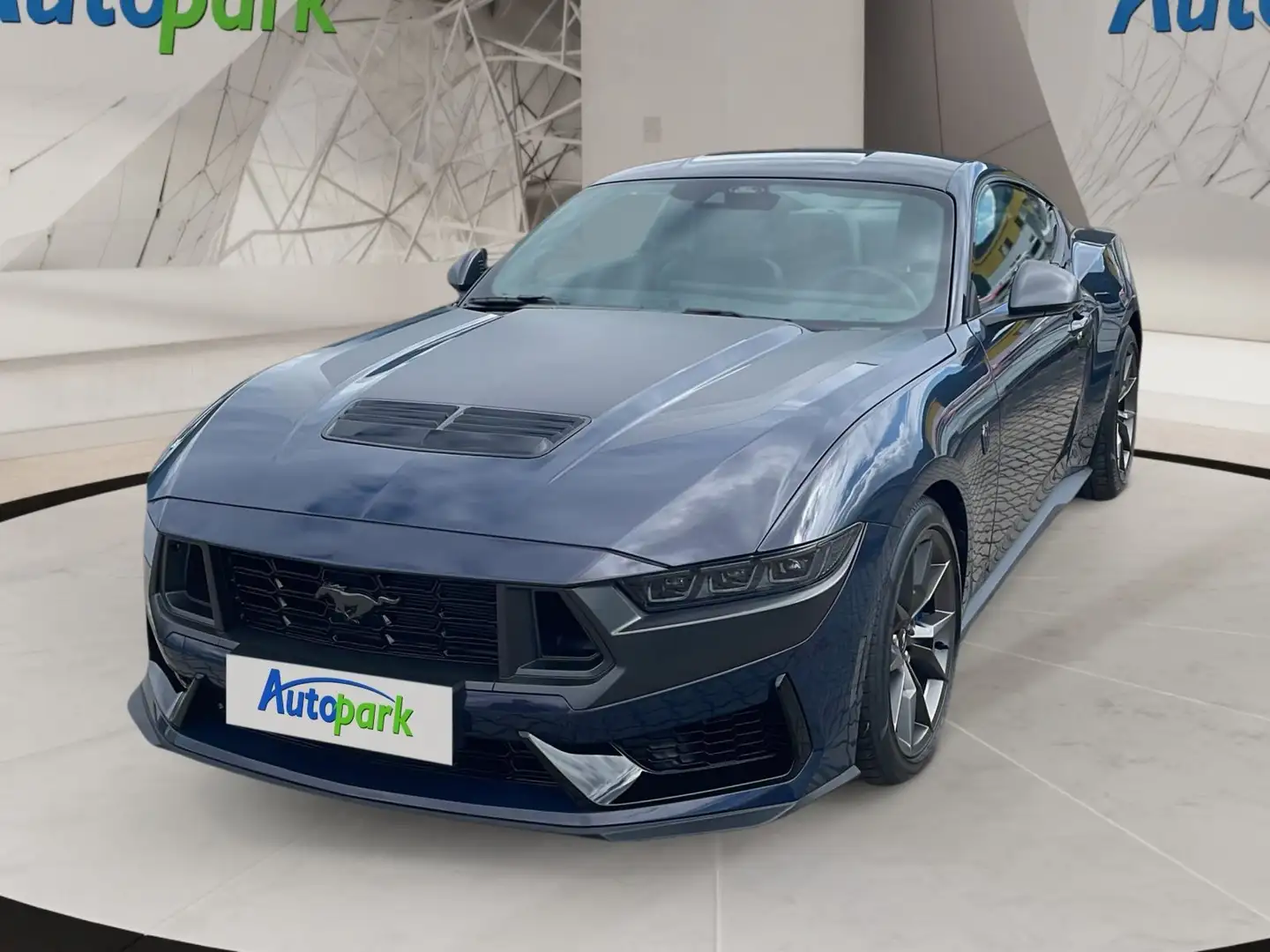 Ford Mustang Dark Horse Fastback Blau - 1