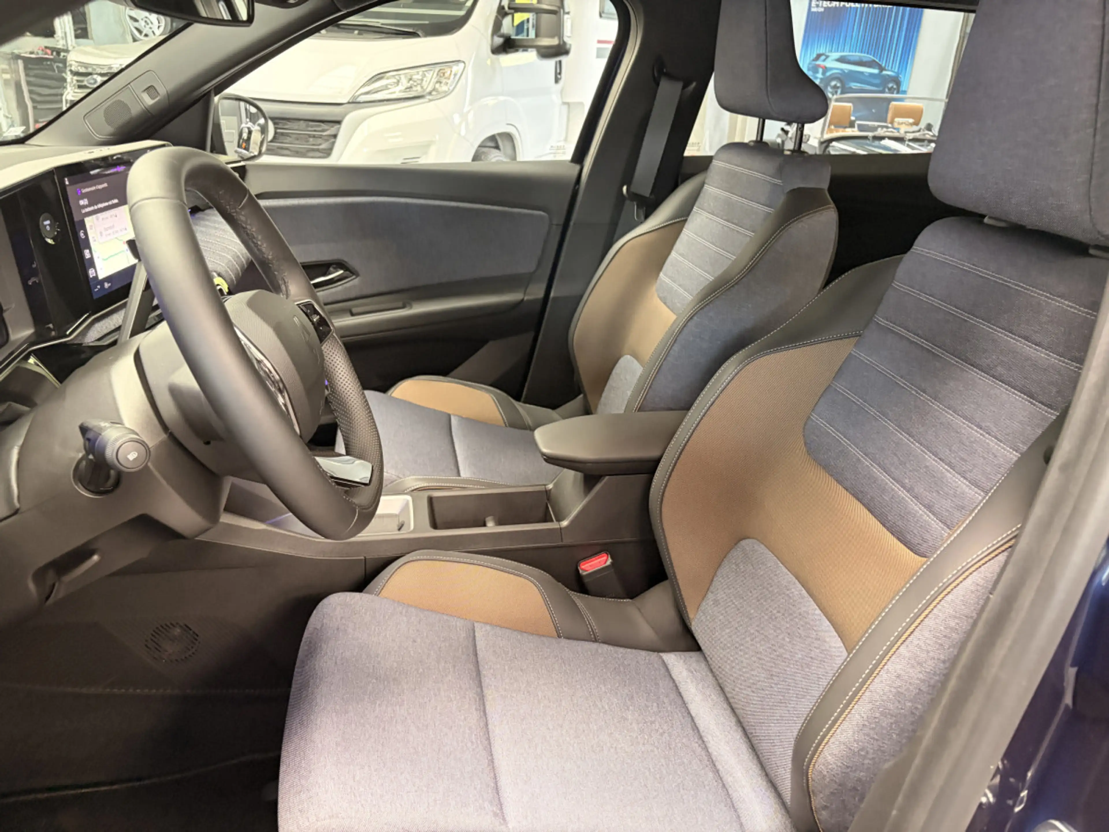 Renault R 5 E-Tech Techno 52kw/h range 150HP — photo 11