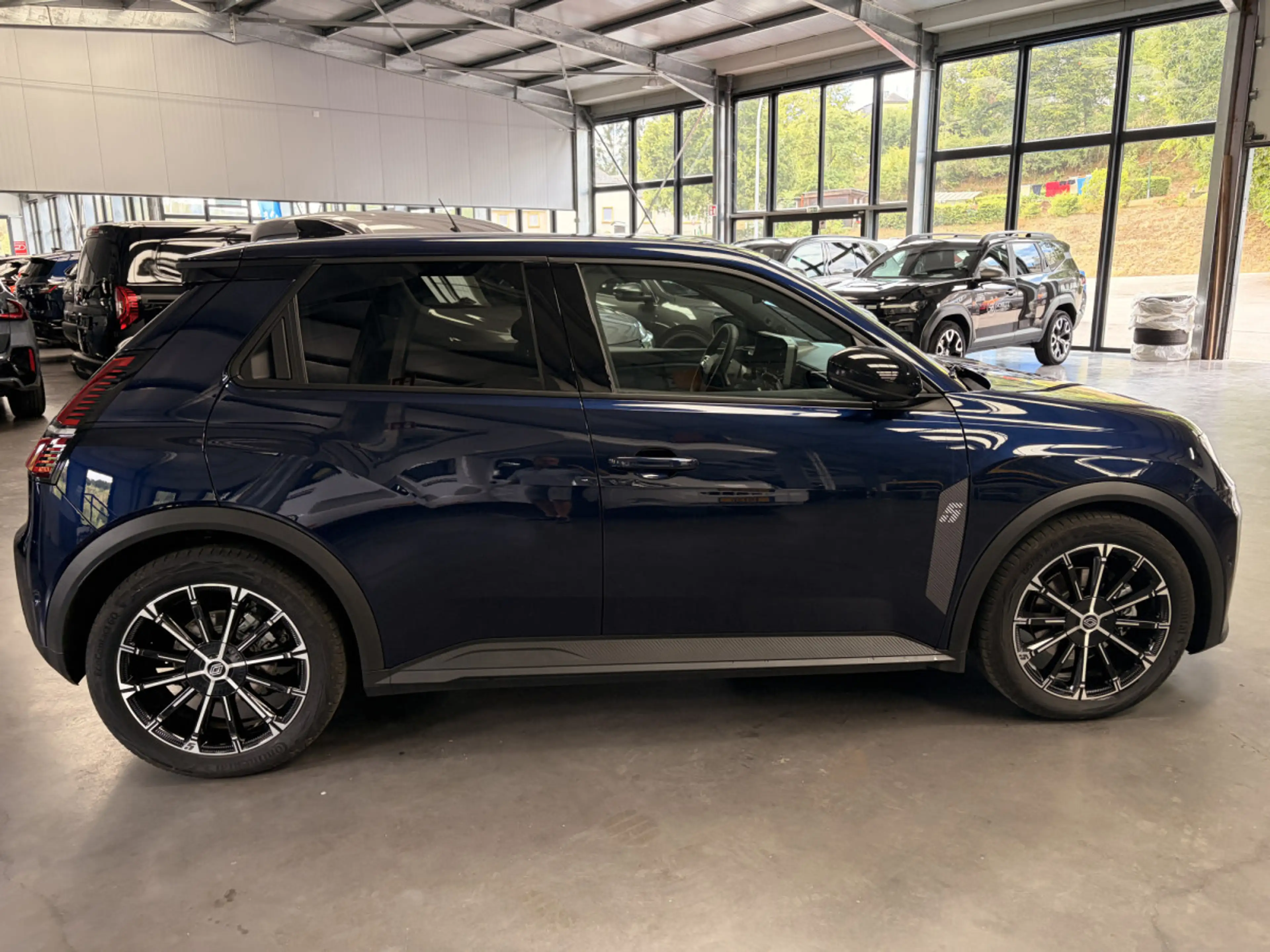 Renault R 5 E-Tech Techno 52kw/h range 150HP — photo 2