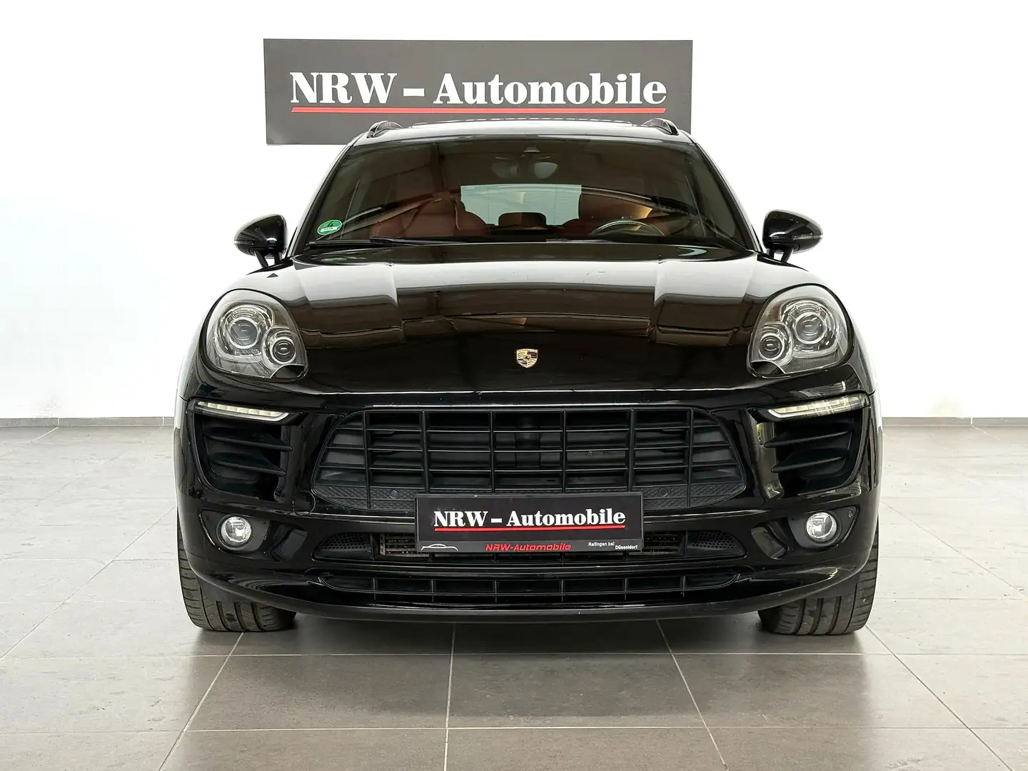 Porsche Macan S Diesel*PANORAMA*CARBON*AHK*PORSCHE DESIGN* Schwarz - 2