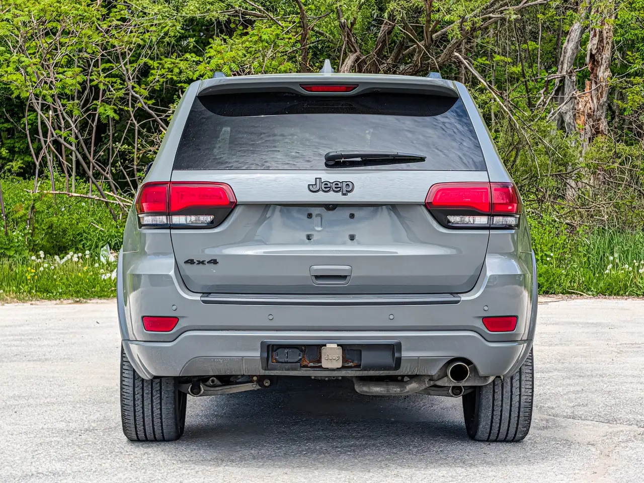 Jeep Grand Cherokee снимка Jeep Grand Cherokee