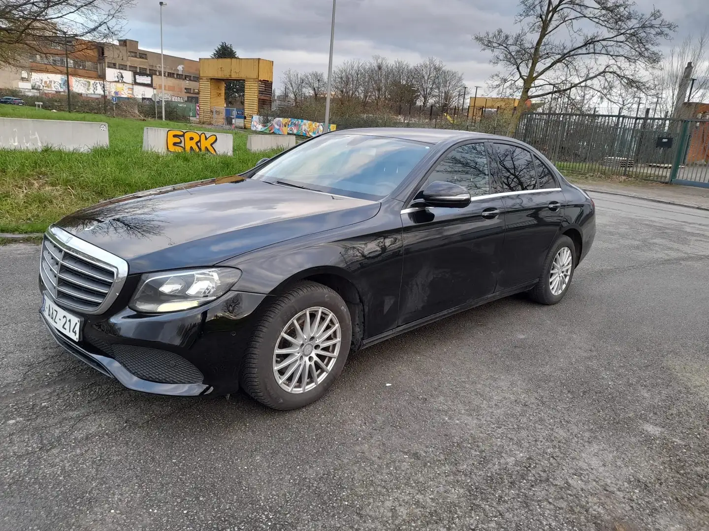 Mercedes-Benz E 200 d Negru - 2