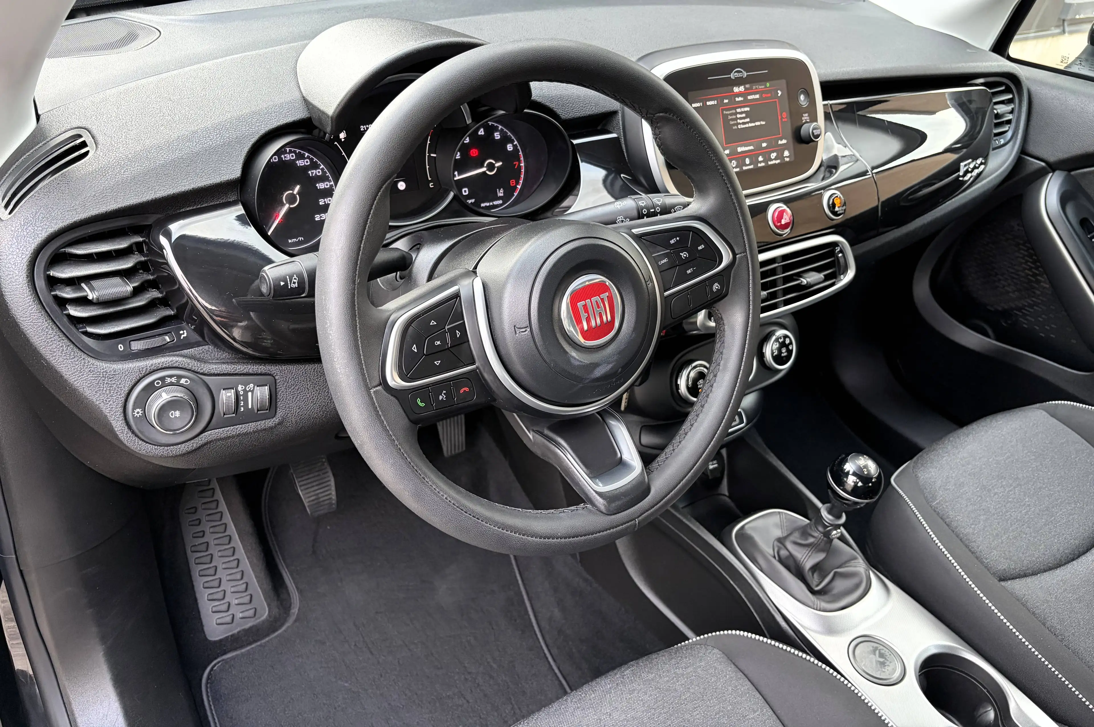Fiat 500X 1.6i E-torq - CARPLAY — photo 10