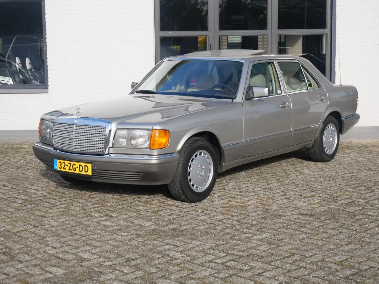 Mercedes-Benz S 260 SE Automaat 112.000km !!! Schuifdak Lichtmetaal Beige - 1