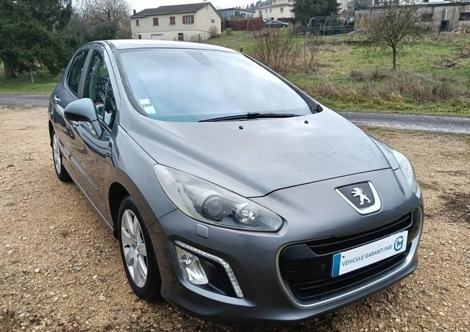 Peugeot 308 1.6 e-HDi112 FAP Féline BMP6 5p Gris - 1