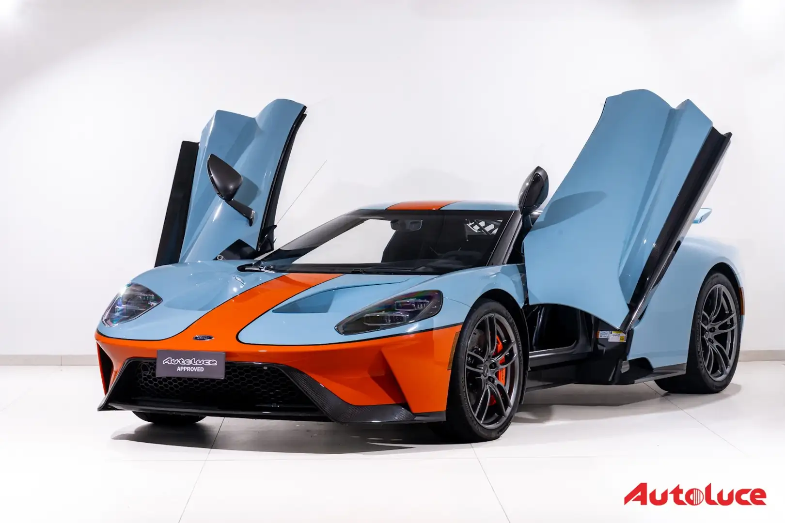 Ford GT Heritage Edition | Livrea Gulf Oil | IVA Esposta Bleu - 2