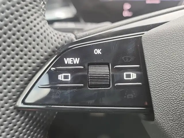 Audi A6 view 13
