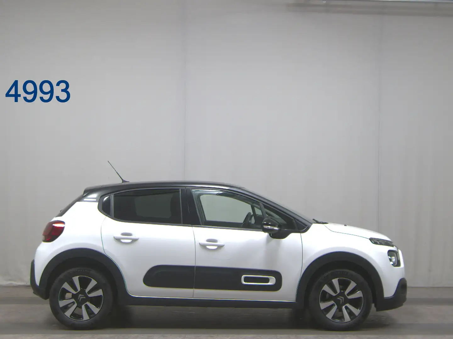Citroen C3 1.2 PureTech 82/83 Shine Pack Navi LED RFK Weiß - 1