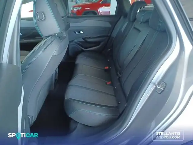 Peugeot 308 view 10