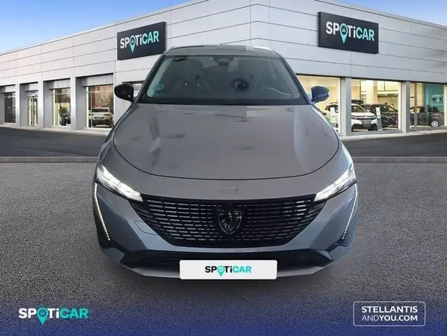 Peugeot 308 view 2