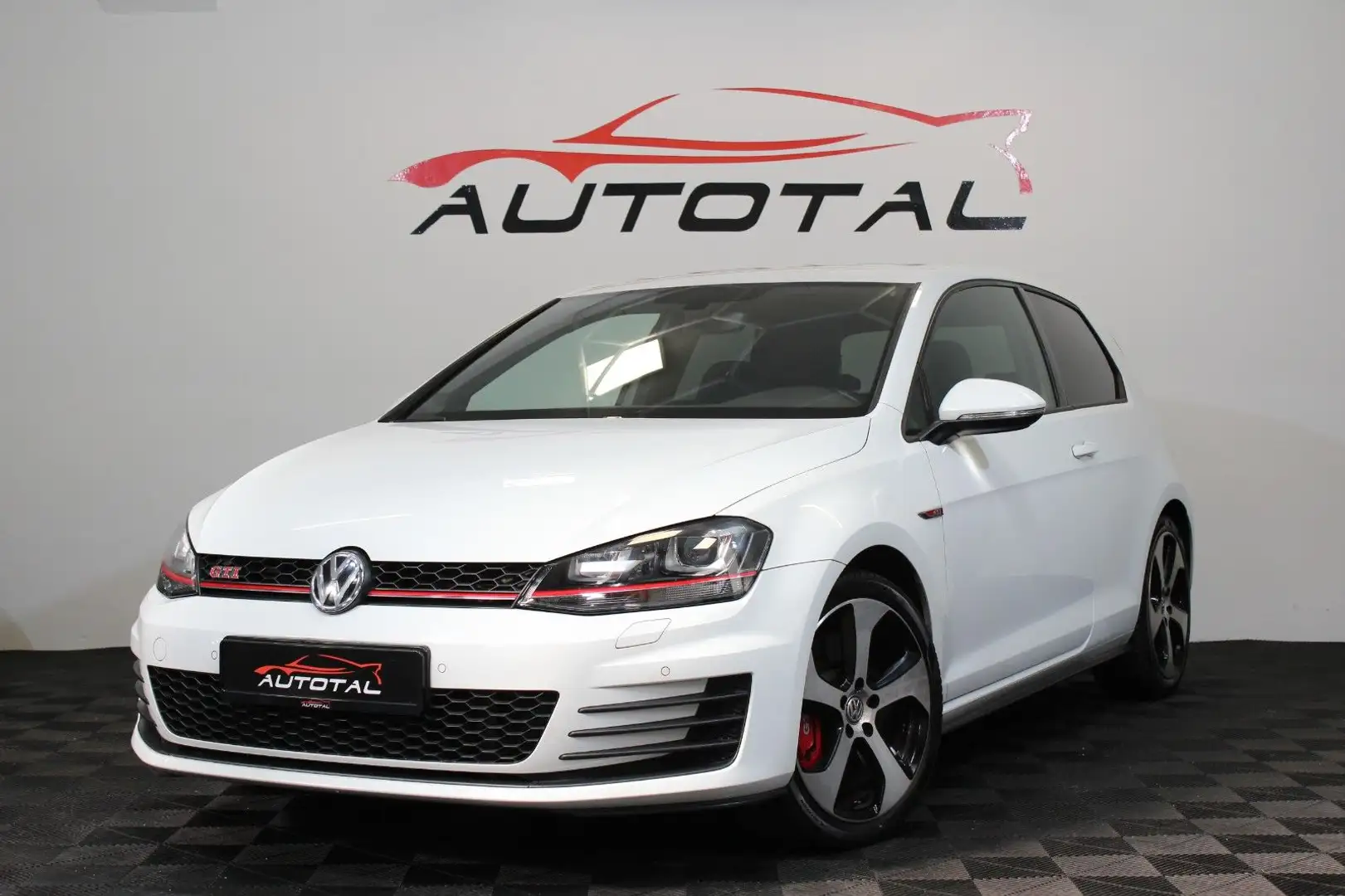 Volkswagen Golf VII Limousine*GTI*Performance*230 PS*Navi* Weiß - 1
