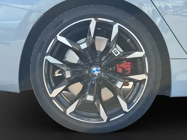 BMW M view 12
