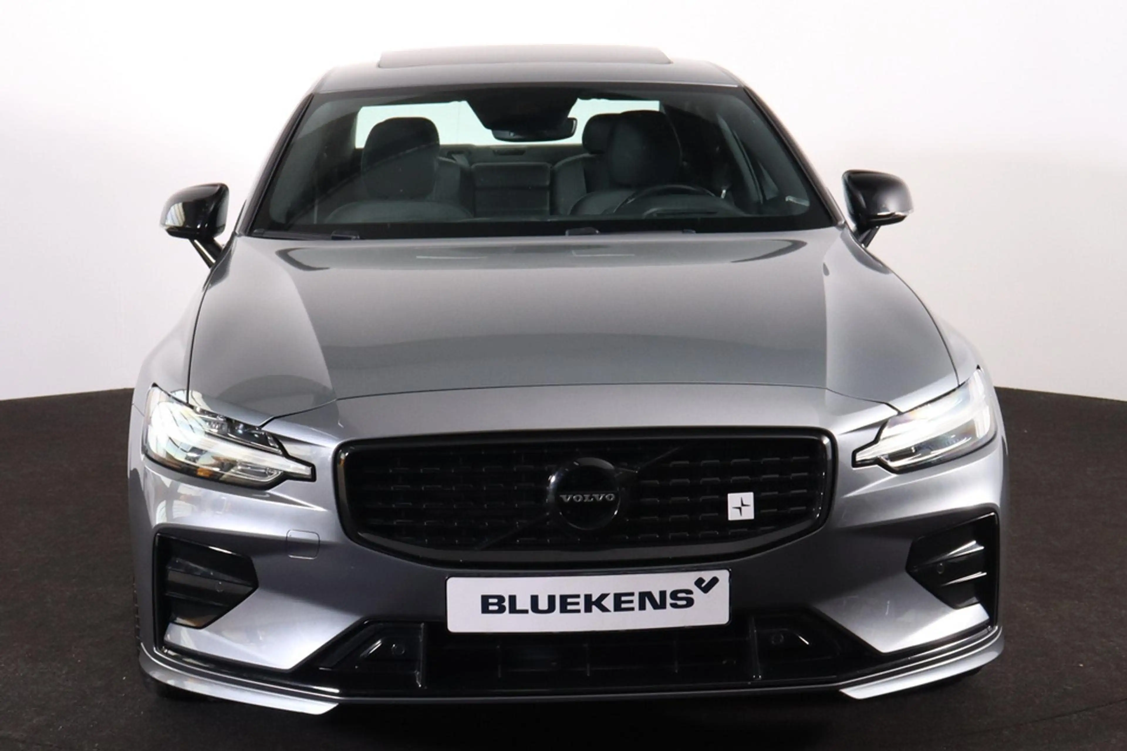 Volvo S60 T4 R-Design - Panorama/schuifdak - Parkeercamera a — photo 2