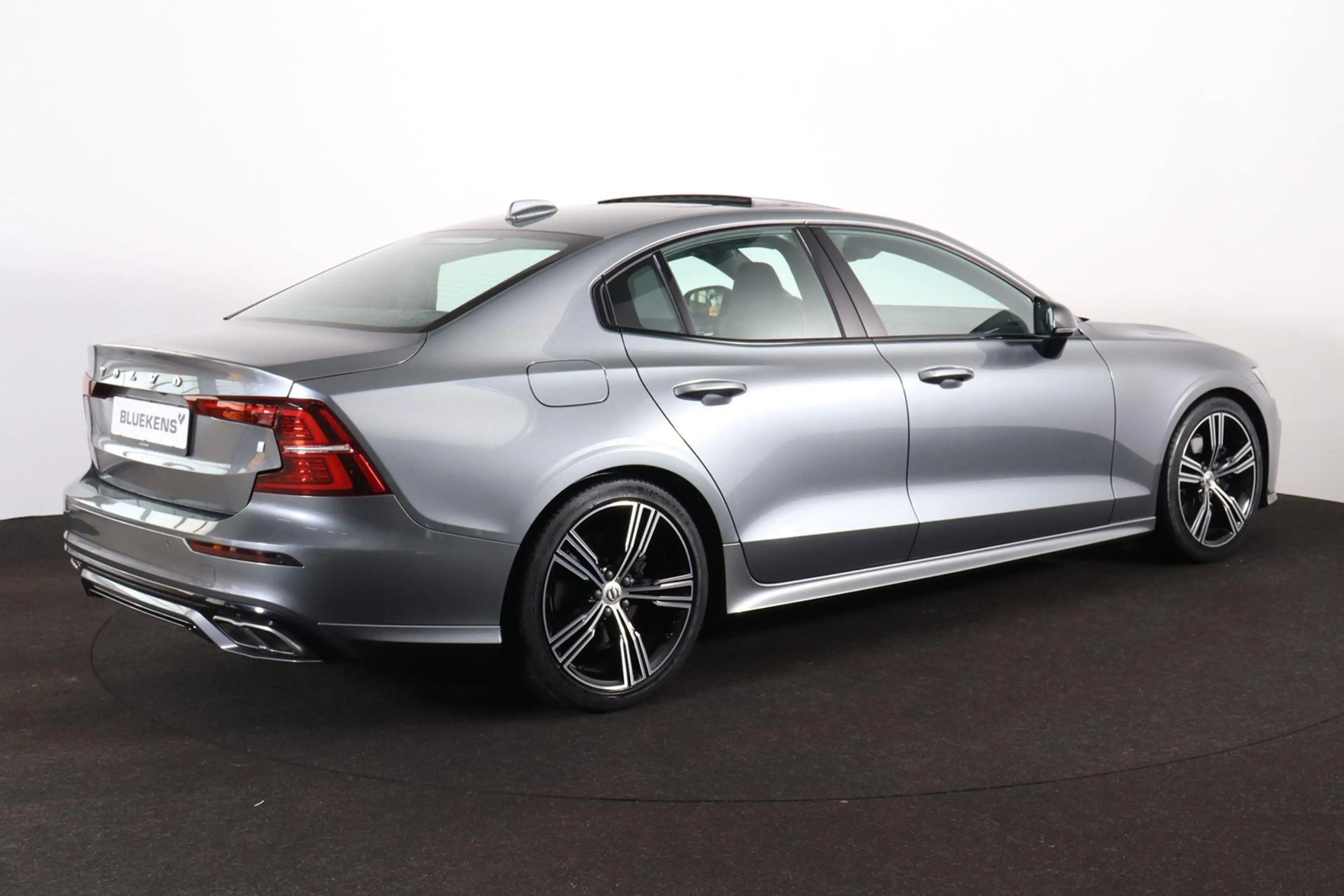 Volvo S60 T4 R-Design - Panorama/schuifdak - Parkeercamera a — photo 5