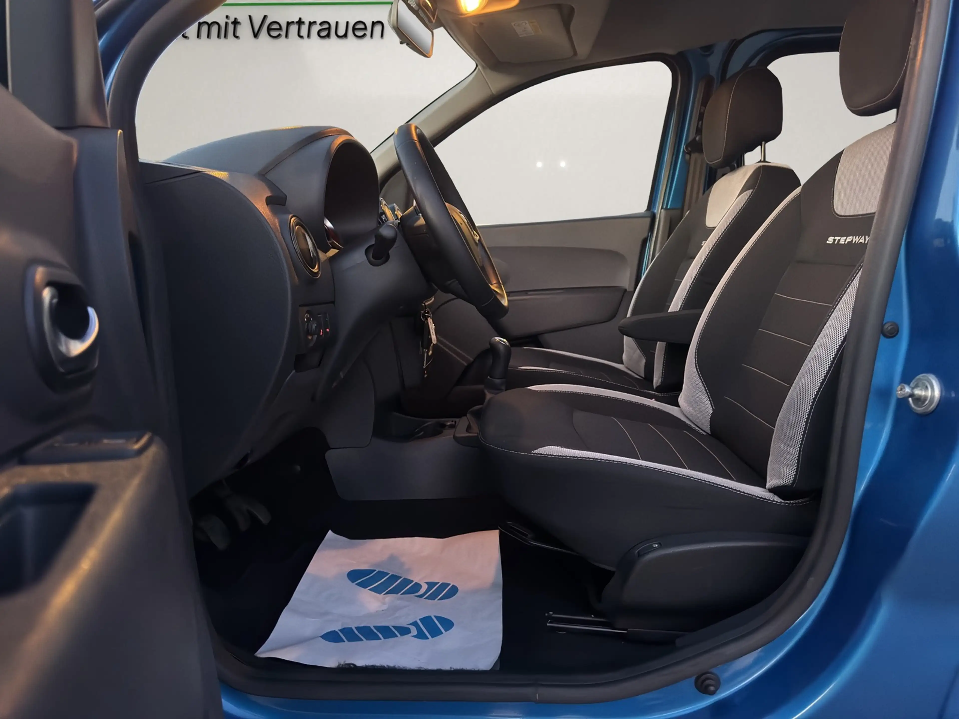 Dacia Dokker Stepway Celebration 1,6 Liter~SHZ~NAVIGATION~TEMPO — photo 12