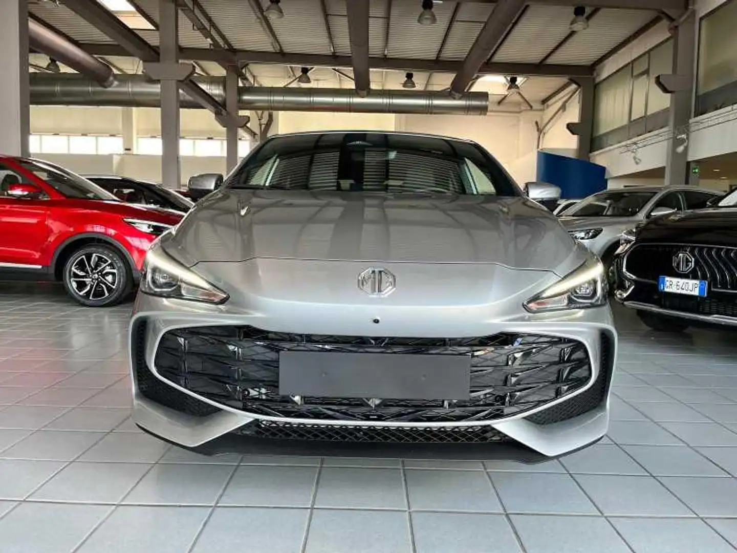 MG MG3 1.5 hybrid+ luxury auto Grigio - 2