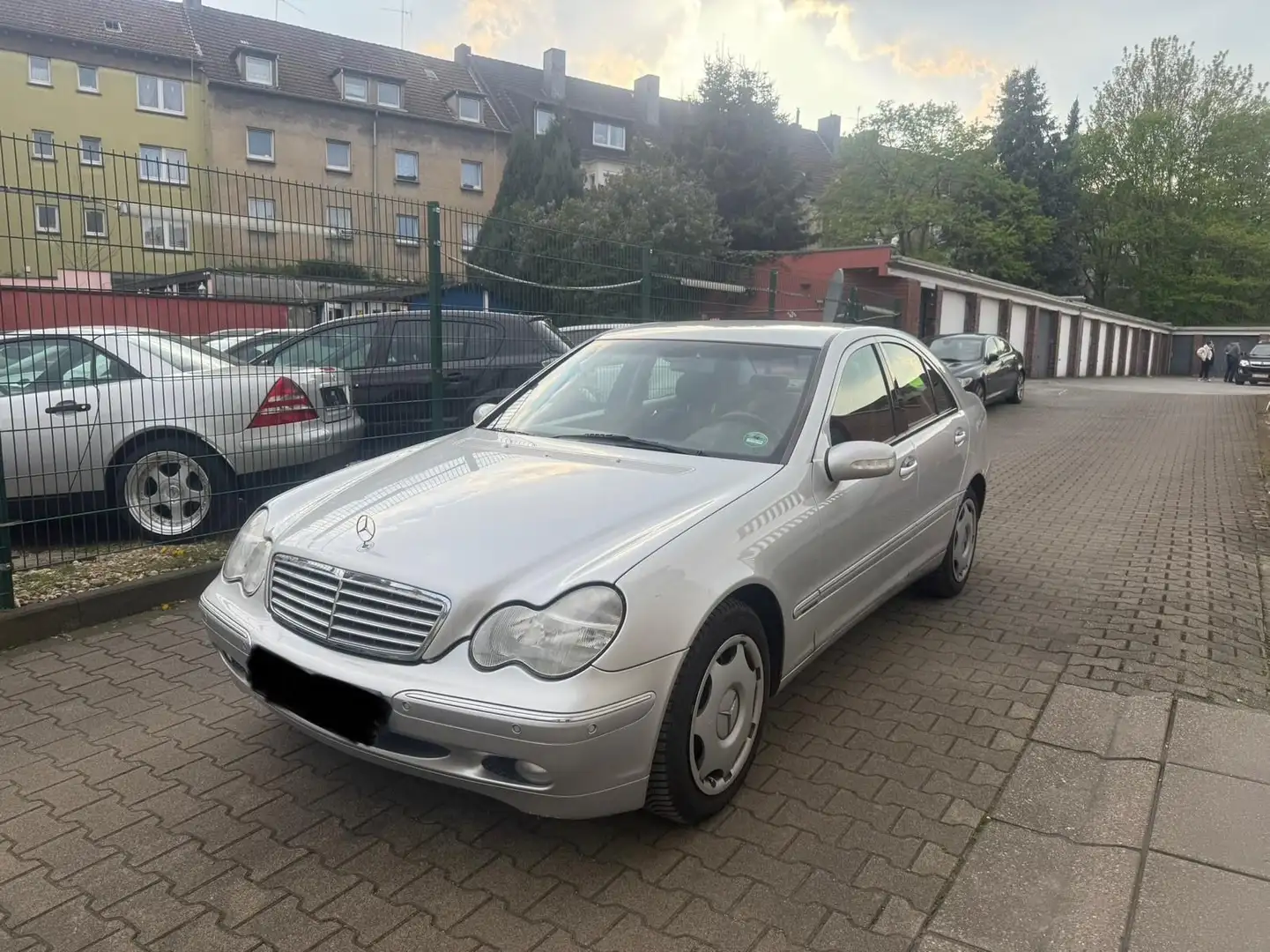 Mercedes-Benz C 240 ELEGANCE 1 Hand tüv neu Silber - 1