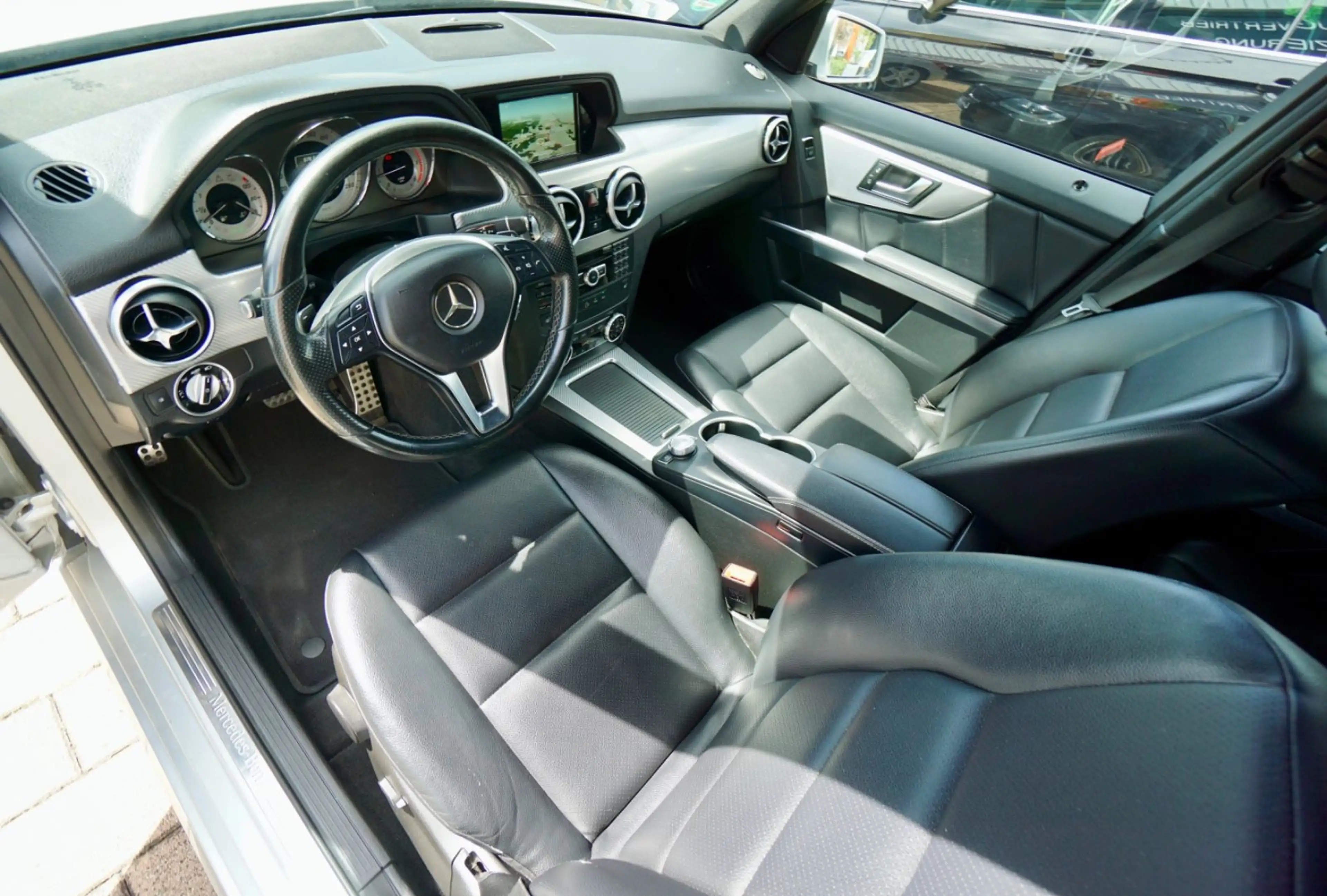 Mercedes-Benz GLK 250 GLK GLK 250 CDI BlueTec 4Matic"AMG Line" — photo 11