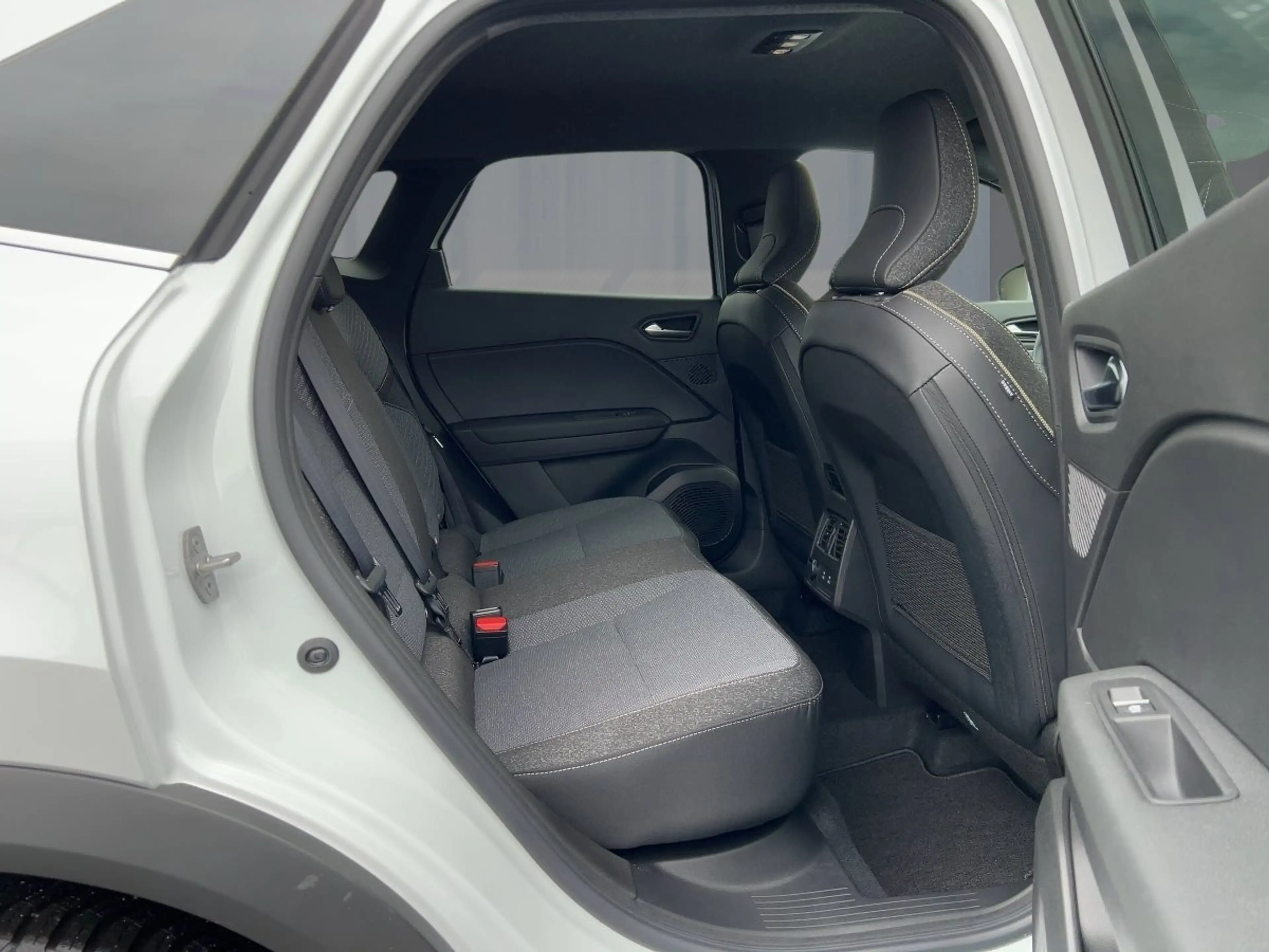 Renault Symbioz Techno Full Hybrid E-Tech 160 PDC KLIMA BT — photo 9