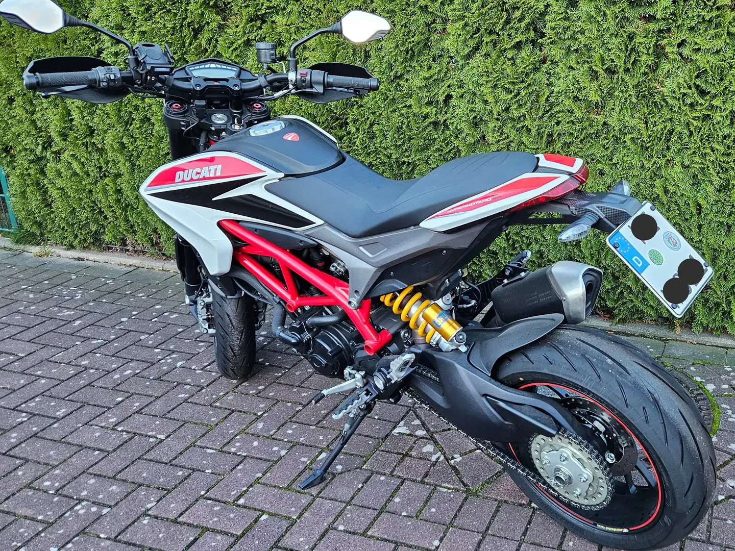 Ducati Hypermotard 821 SP Rot - 2