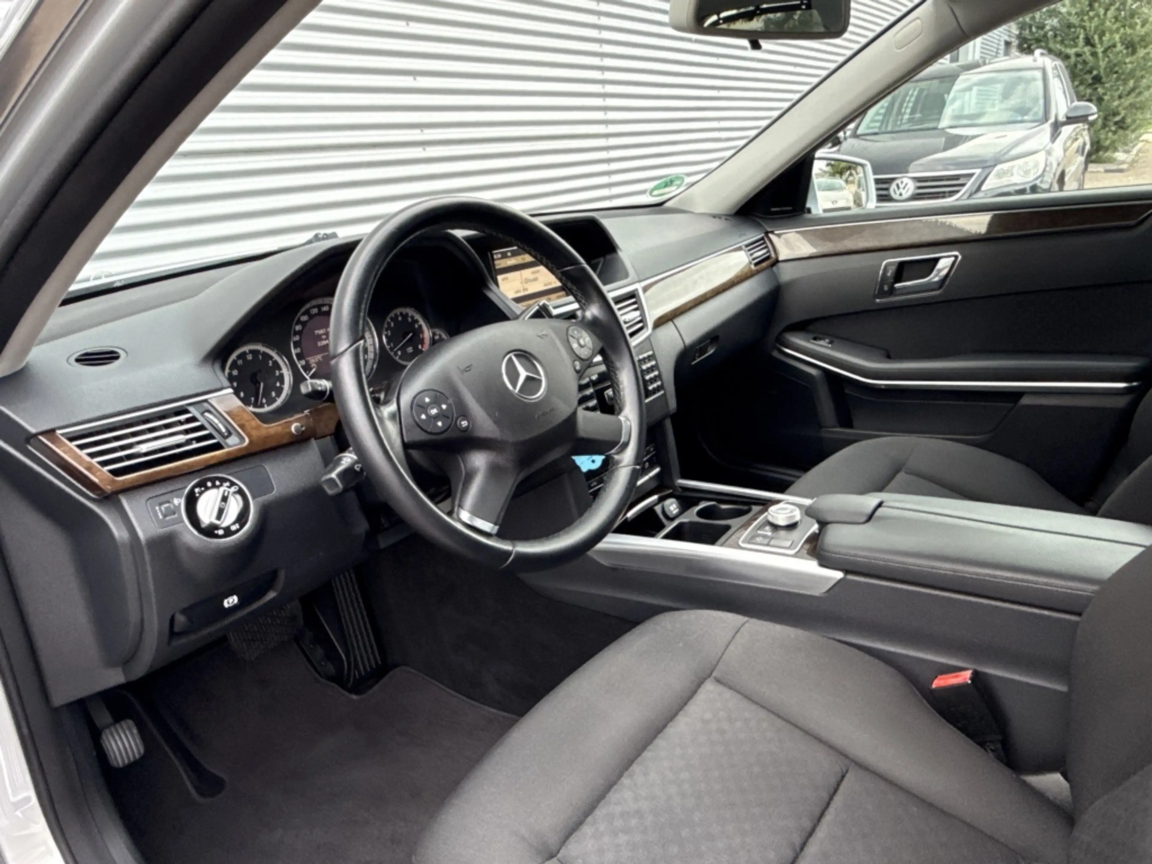 Mercedes-Benz E 350 CGI Automaat NAP Harman Kardon Camera Trekhaak — photo 15