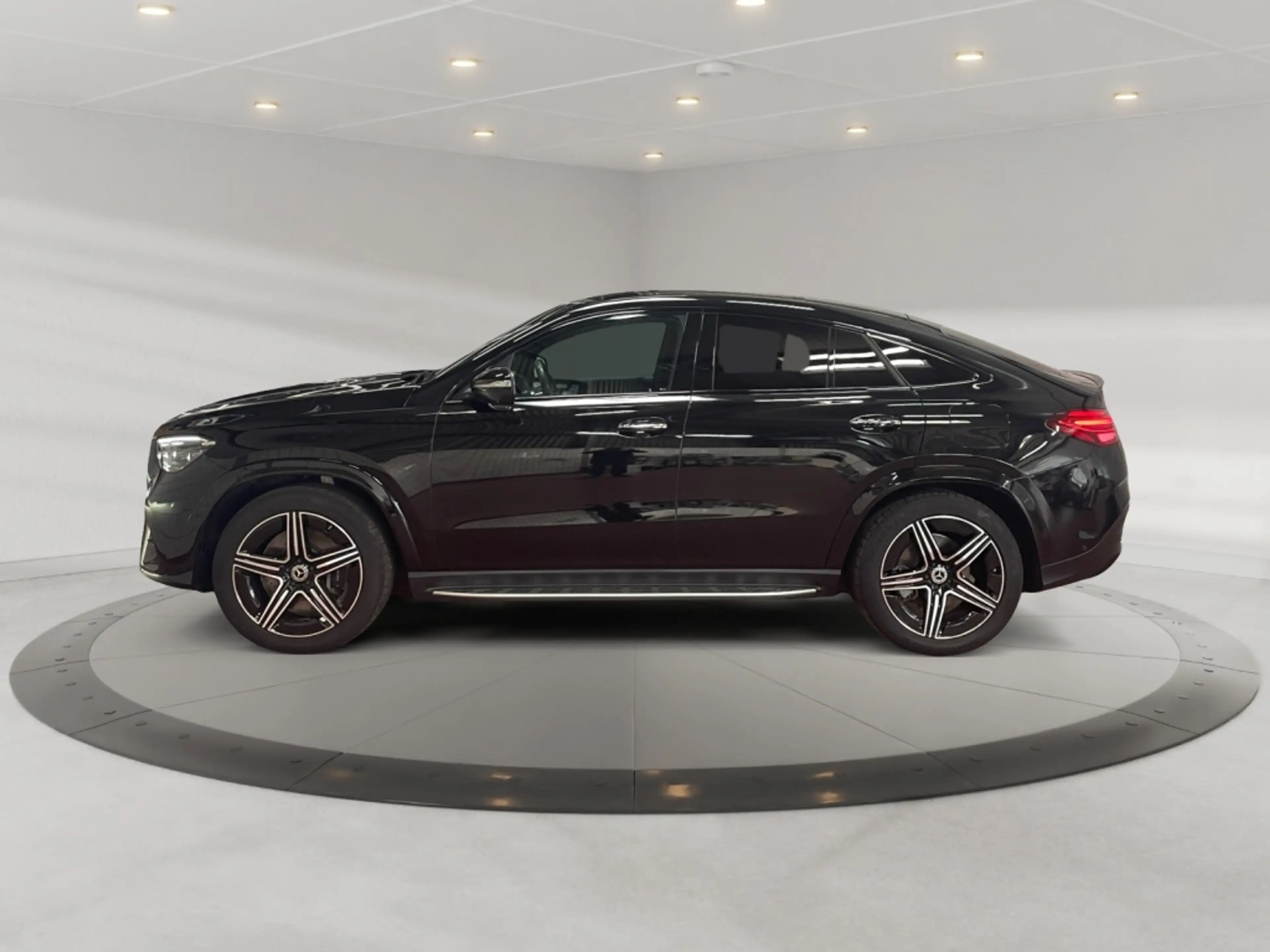 Mercedes-Benz GLE 400 e 4matic Coupe AMG AMG+MBUX+Burm+MBeam — photo 6