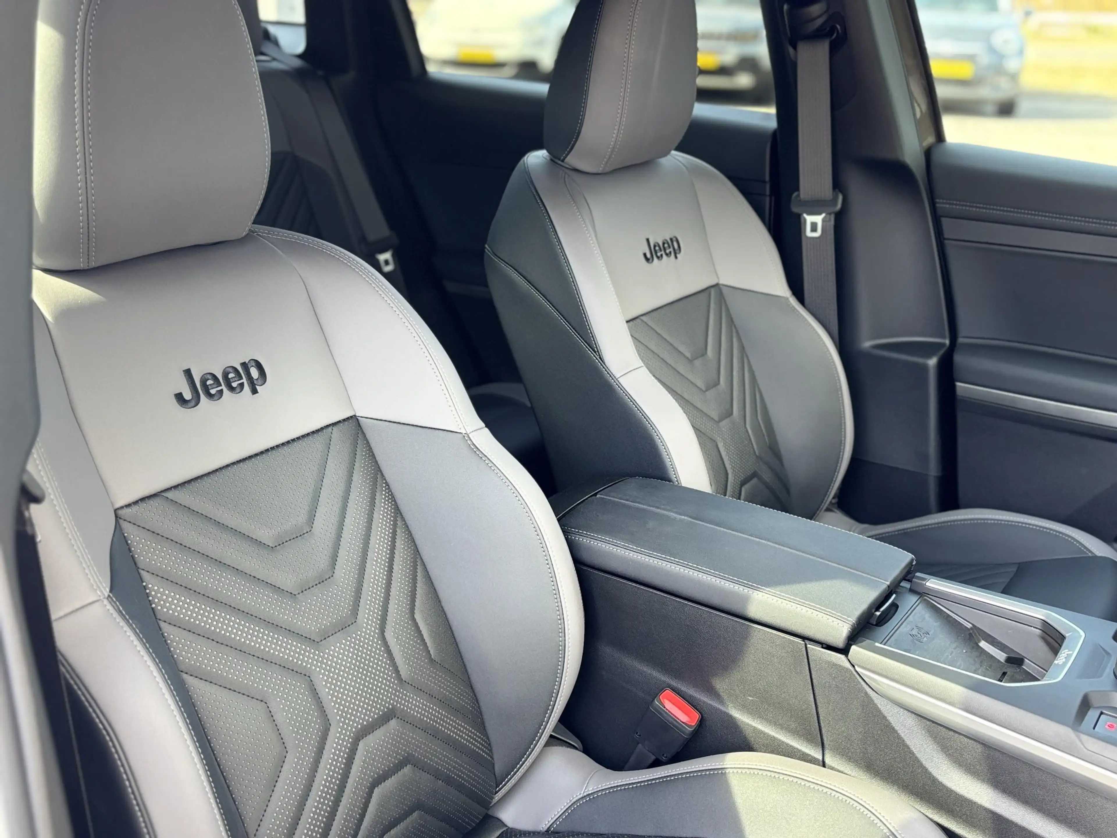 Jeep Compass Summit 74 kWh | Registratiekorting | Schuif/kantel — photo 7