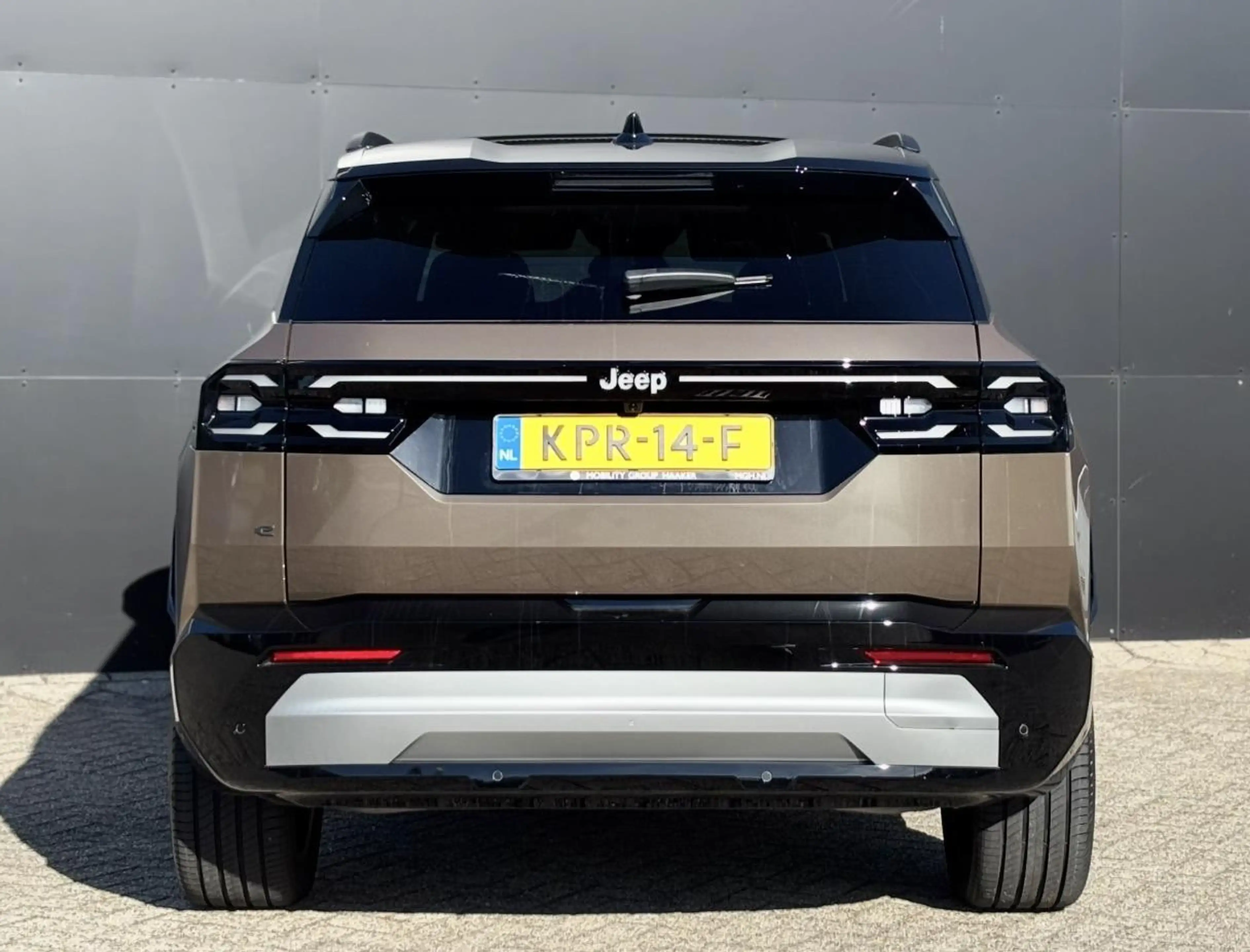 Jeep Compass Summit 74 kWh | Registratiekorting | Schuif/kantel — photo 11