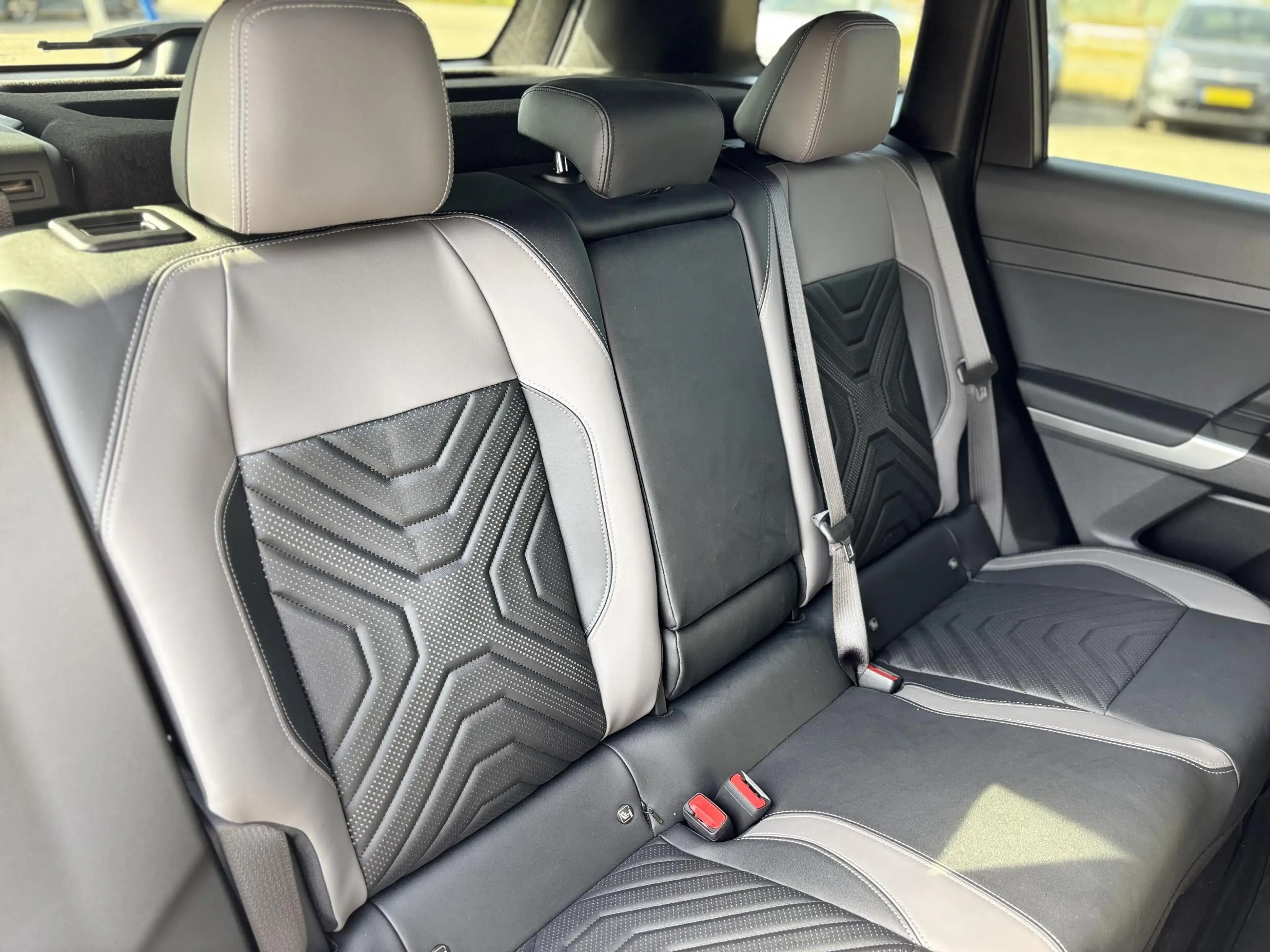 Jeep Compass Summit 74 kWh | Registratiekorting | Schuif/kantel — photo 10
