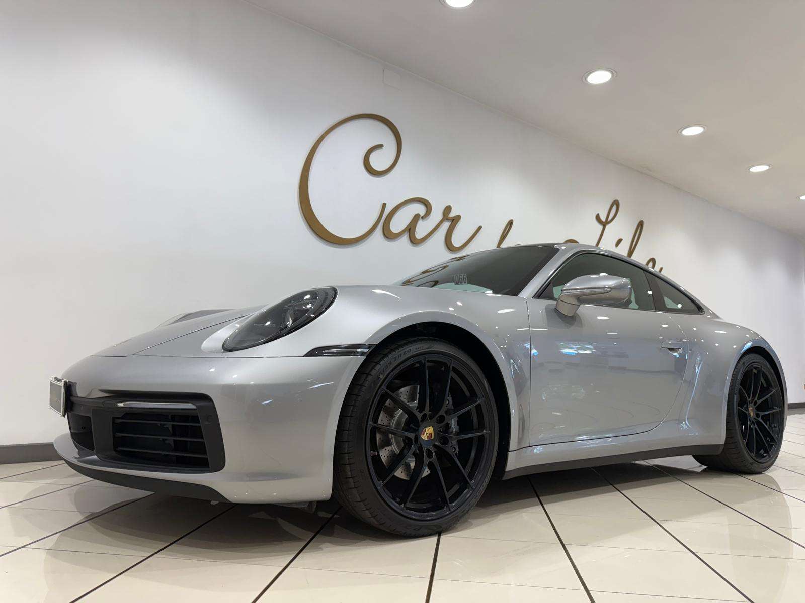 Porsche 992