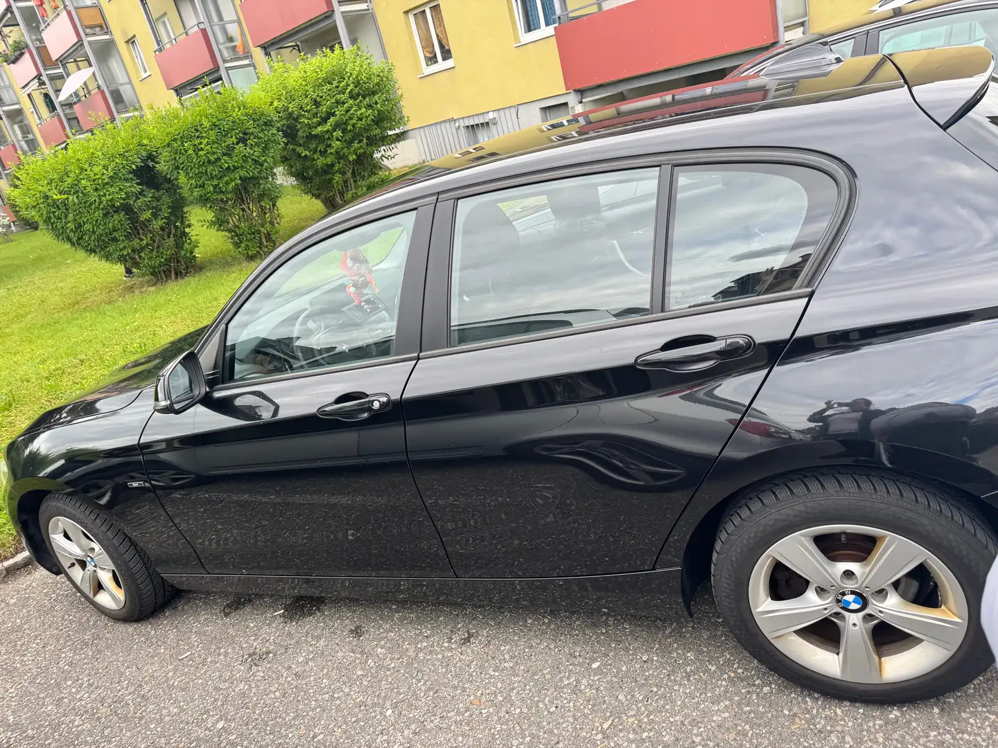 BMW 114 114d Österreich-Paket Österreich-Paket Schwarz - 2
