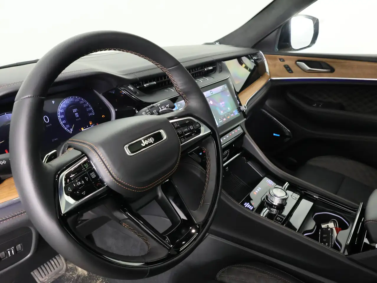 Jeep Grand Cherokee 2026 — фото 18