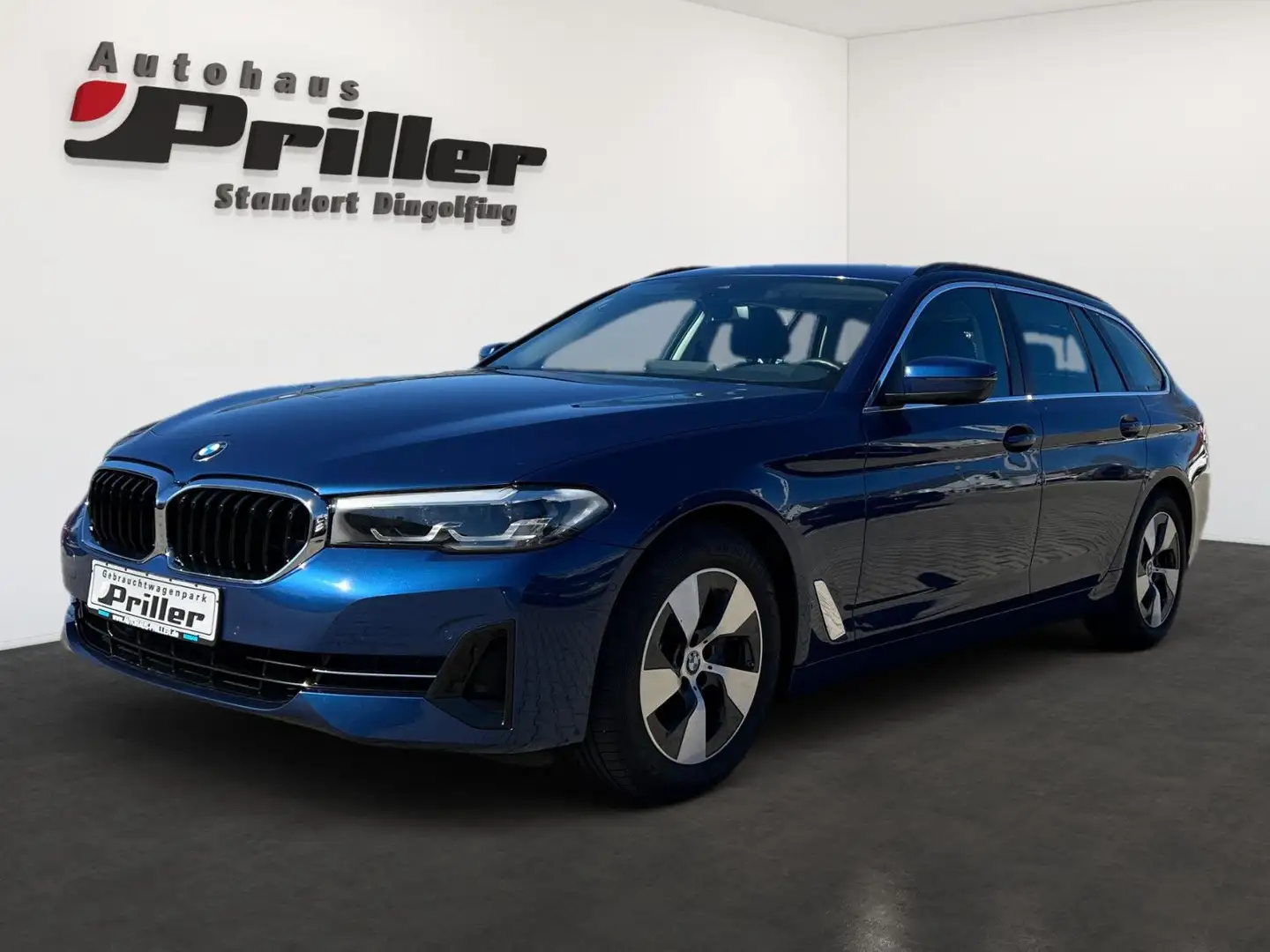 BMW 520 d Touring/NAVI/LED/AHK/Leder/LiveCockpit Azul - 1