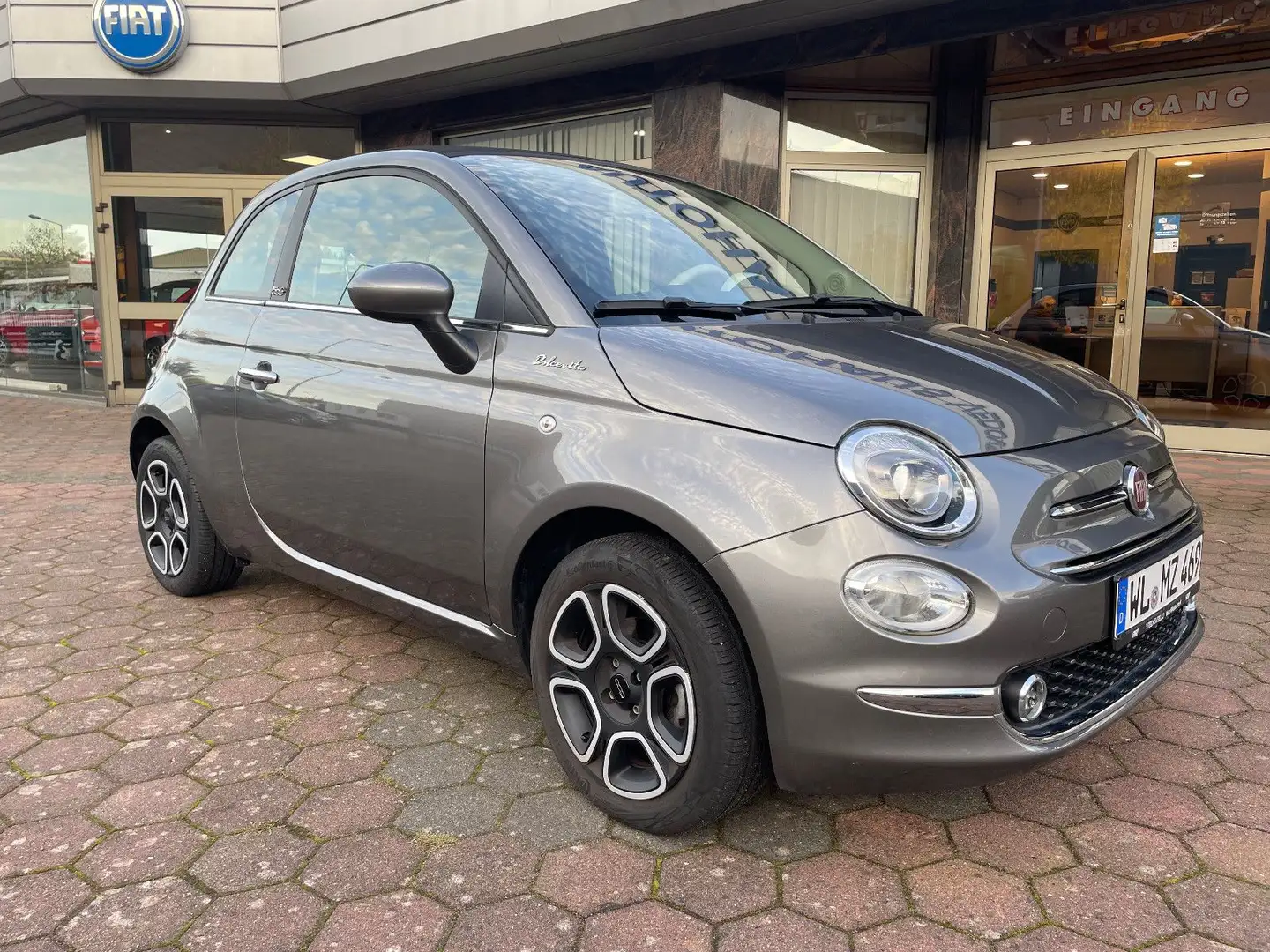 Fiat 500C Dolcevita 1.0 Hybrid Lekradfarbe elfenbein Šedá - 2
