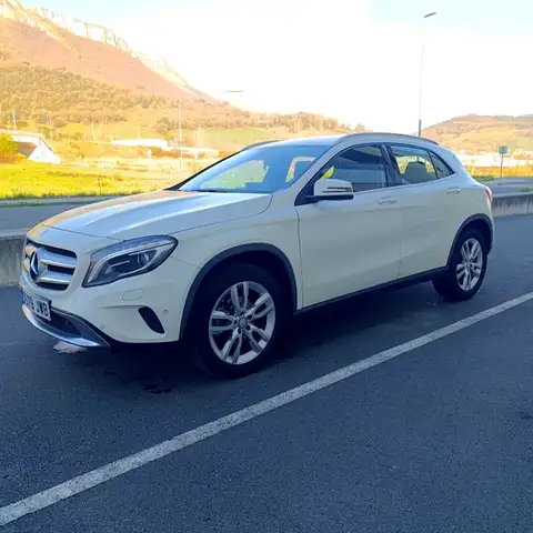 Mercedes-Benz GLA 200 200d Urban