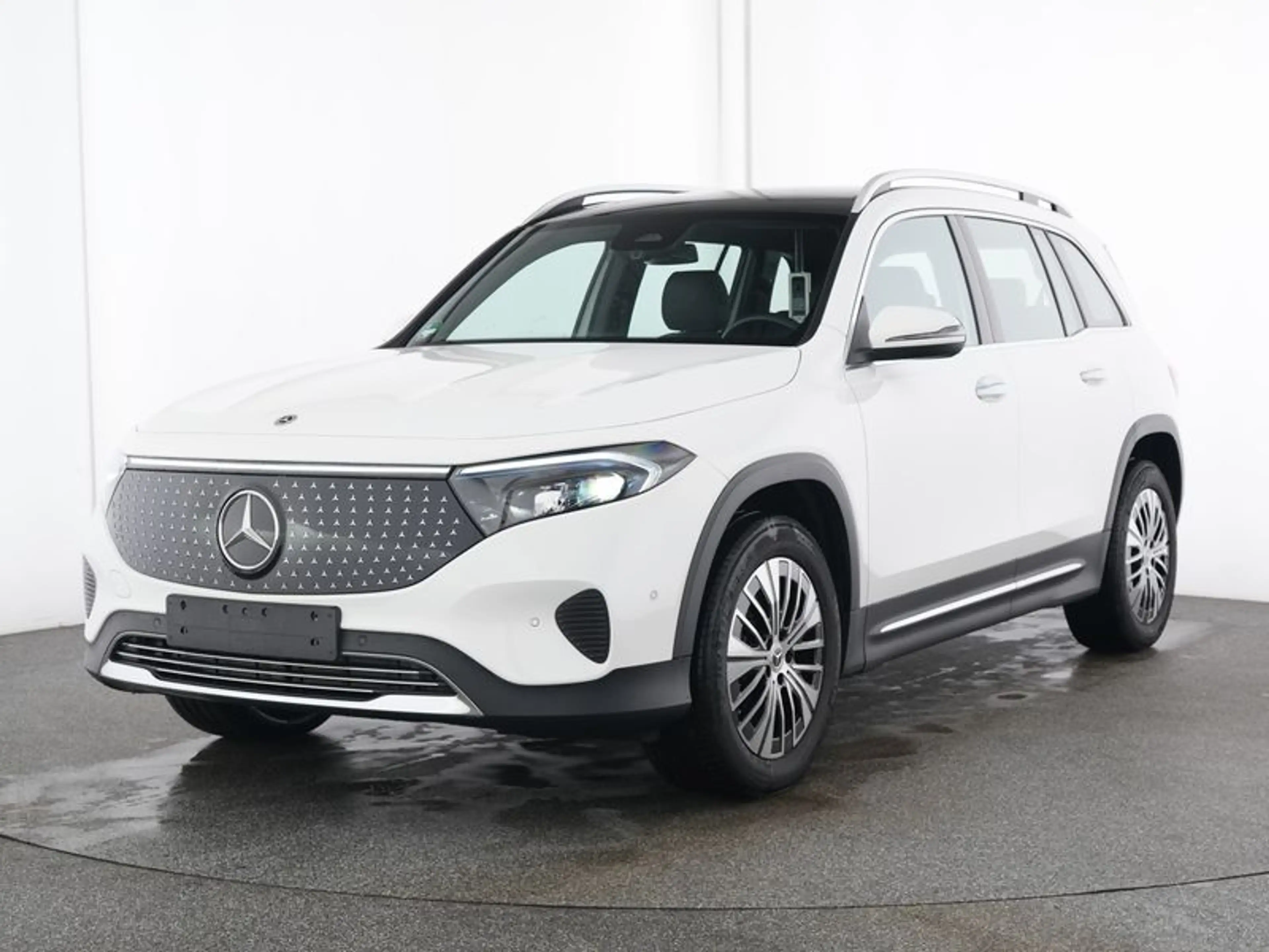 Mercedes-Benz EQB 250 + Electr-Art/Pano/7.Sitzer/Distr/Keyl/Amb — photo 2