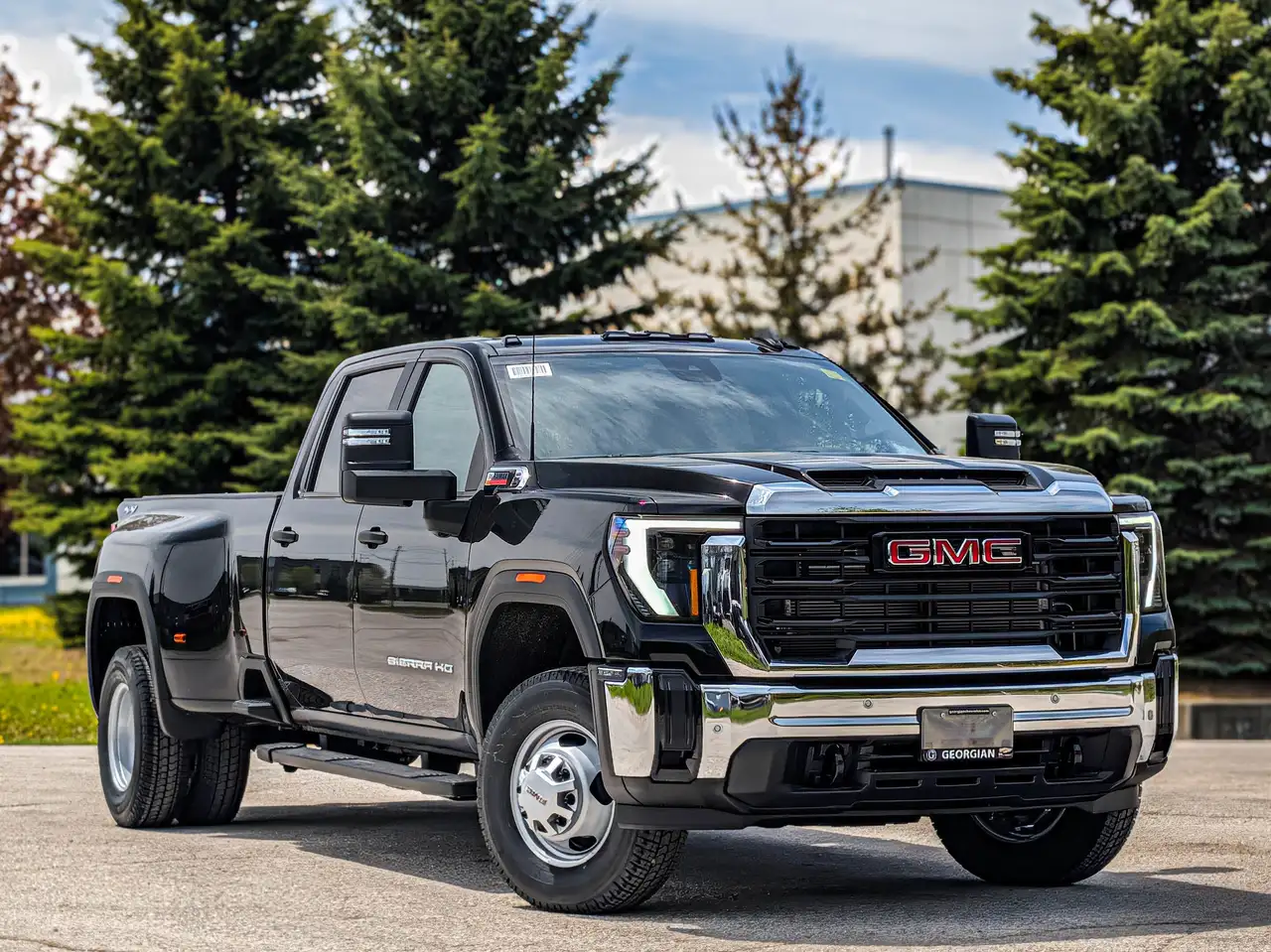GMC Sierra 3500HD снимка GMC Sierra 3500HD