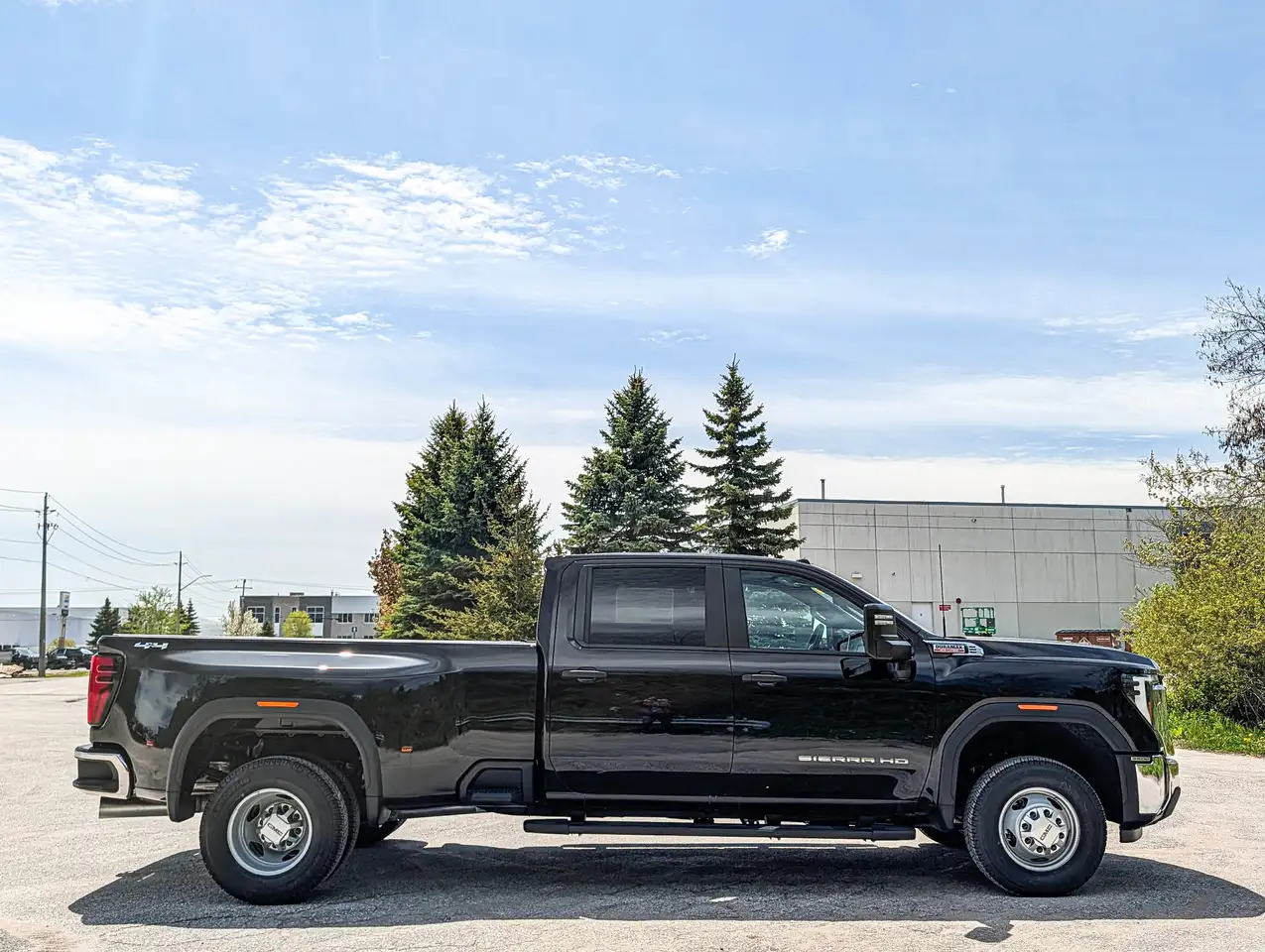GMC Sierra 3500HD снимка GMC Sierra 3500HD