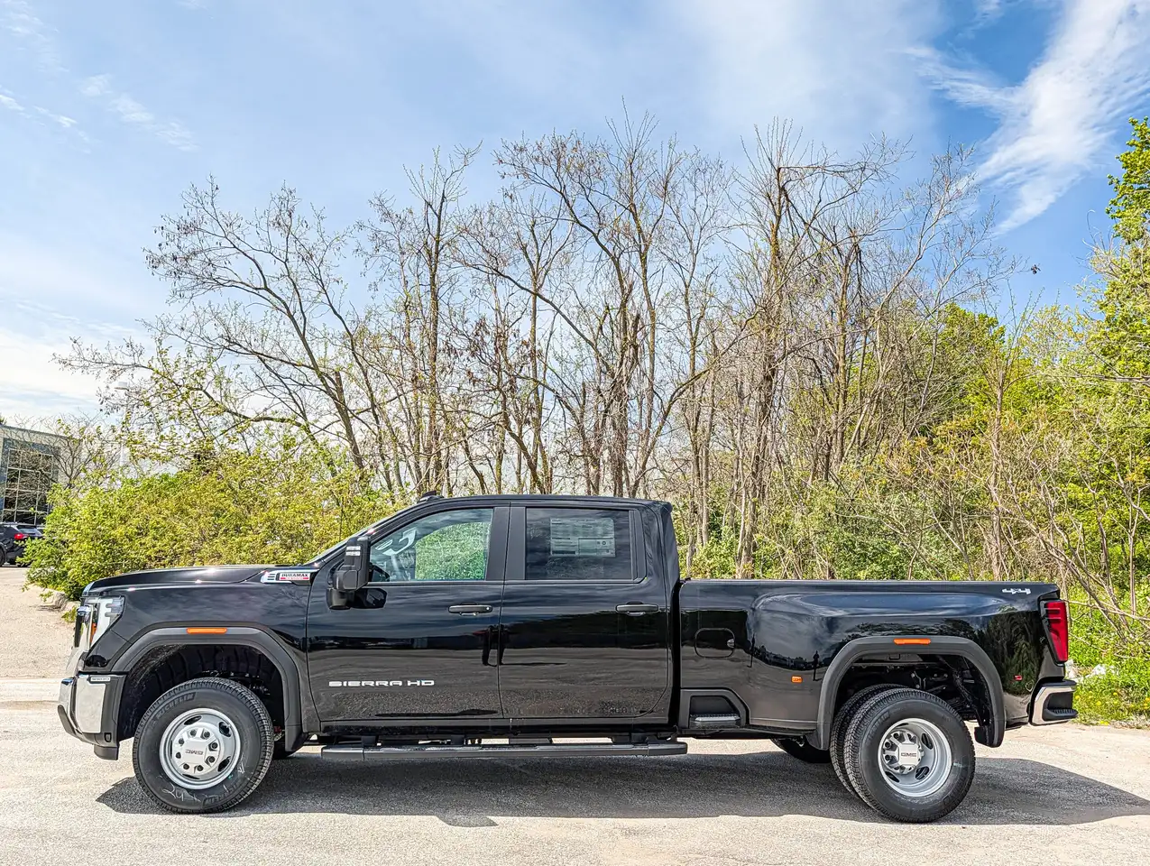 GMC Sierra 3500HD снимка GMC Sierra 3500HD