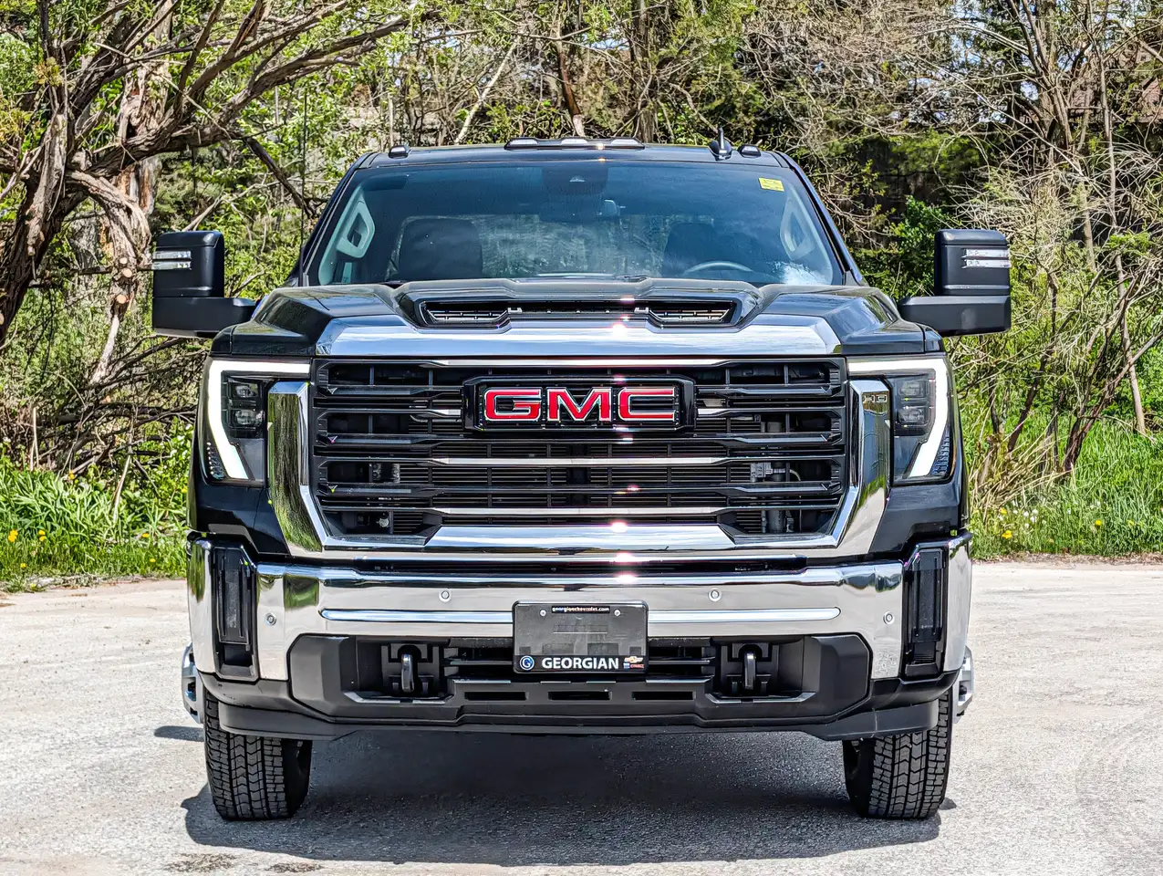 GMC Sierra 3500HD снимка GMC Sierra 3500HD