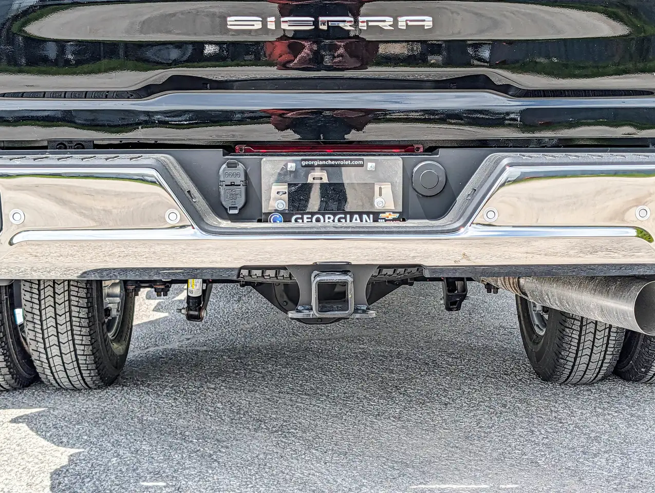 GMC Sierra 3500HD снимка GMC Sierra 3500HD