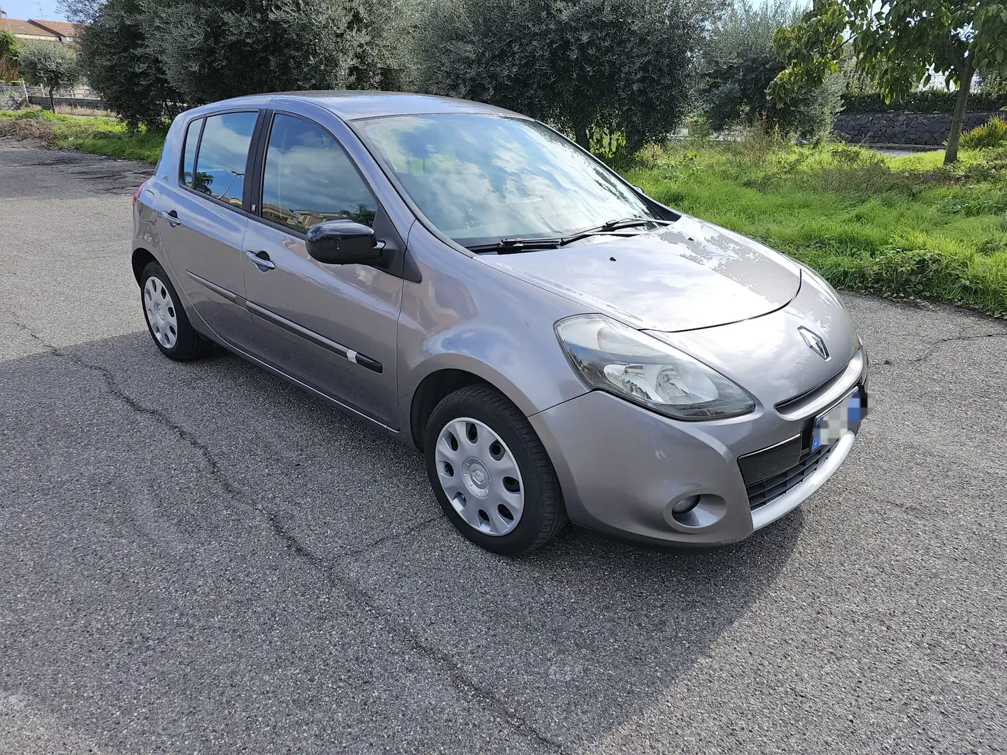 Renault Clio 5p 1.2 16v 20th Anniversario - 1