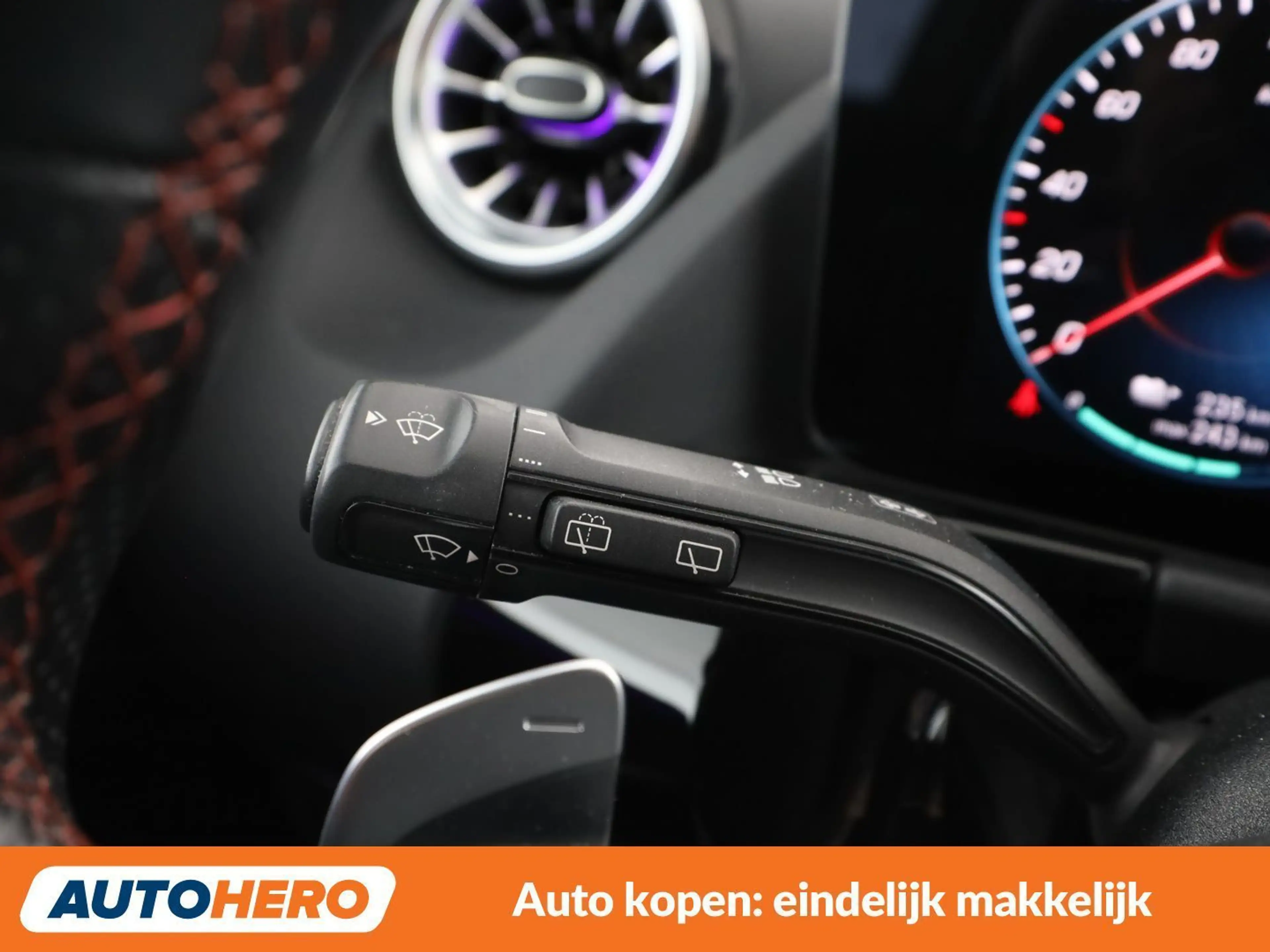 Mercedes-Benz EQA 250 250 AMG Line — photo 30