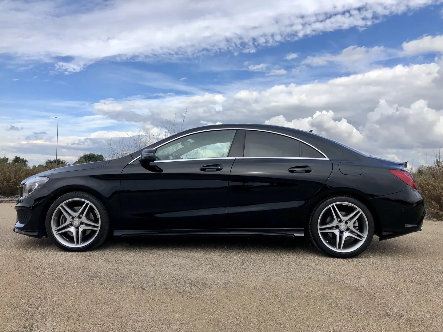Mercedes-Benz CLA 220 CDI Premium 177cv Nero - 2